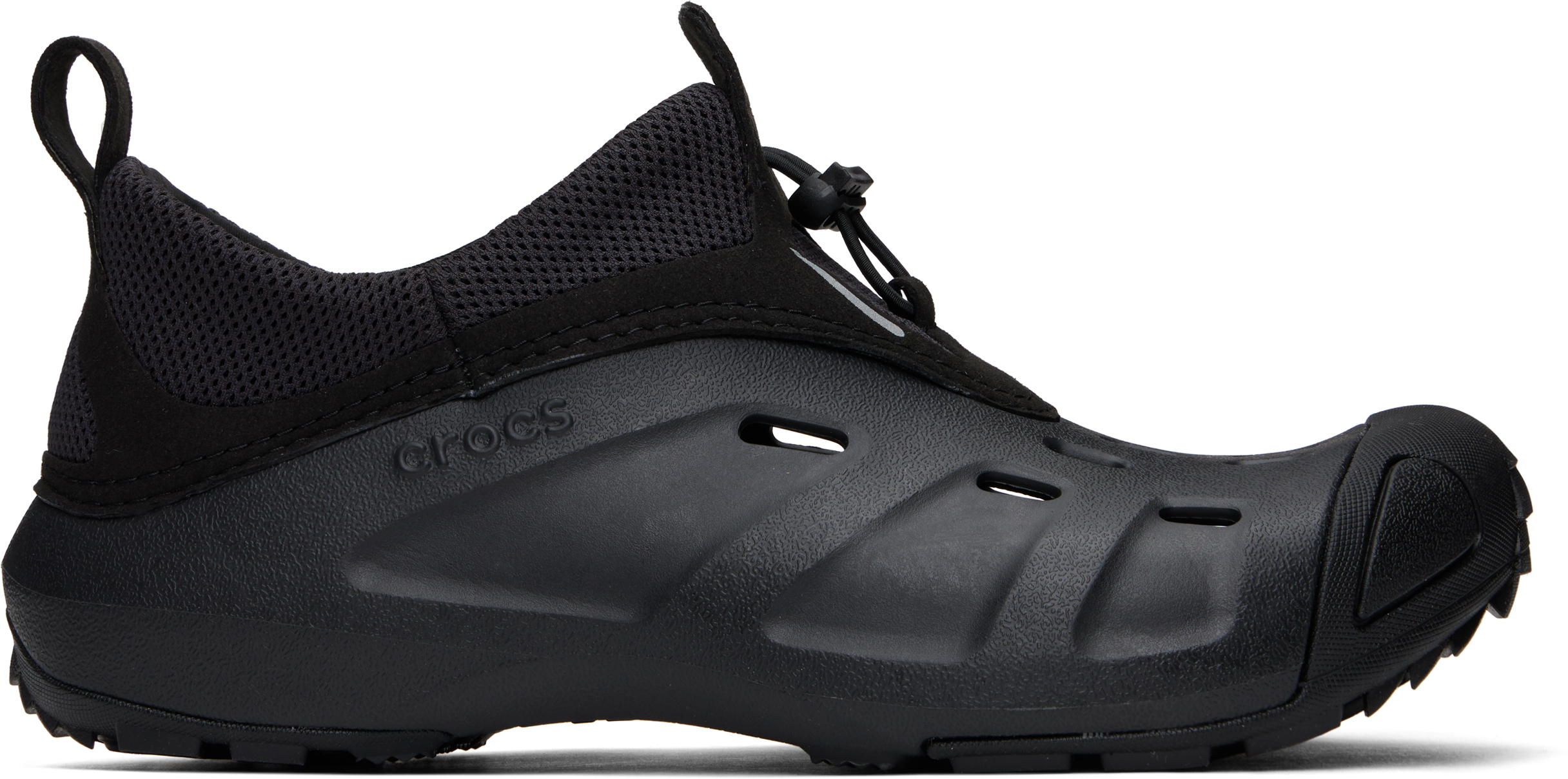 【関税込み】Crocs ブラック Quick Trail Low スリッポン Crocsのブラック Quick Trail Low スリッポンがセール中
