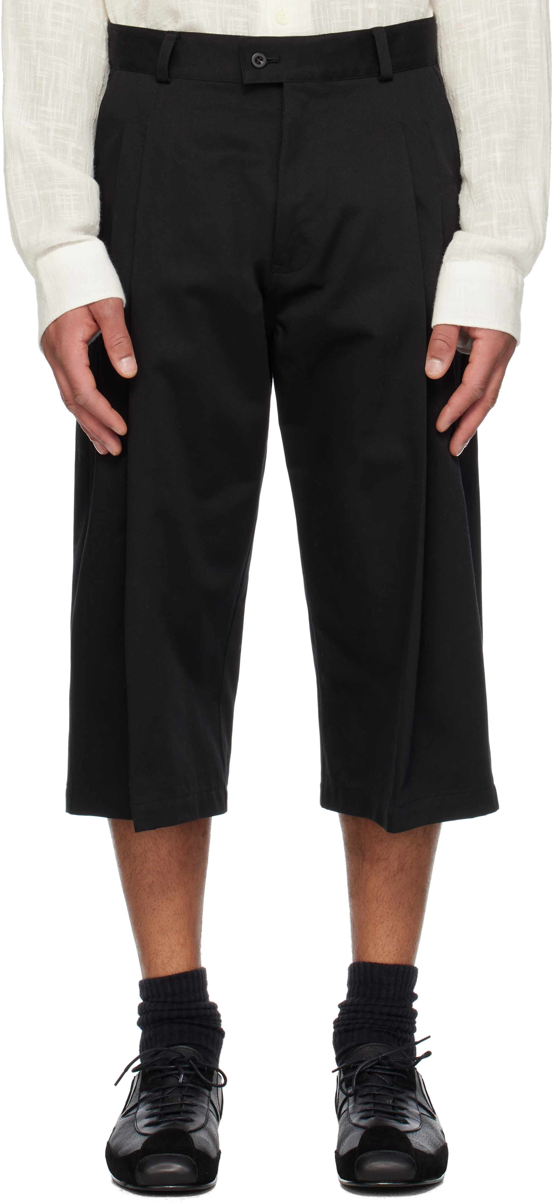 Black Three Quarter Chinos 2Tuck Shorts