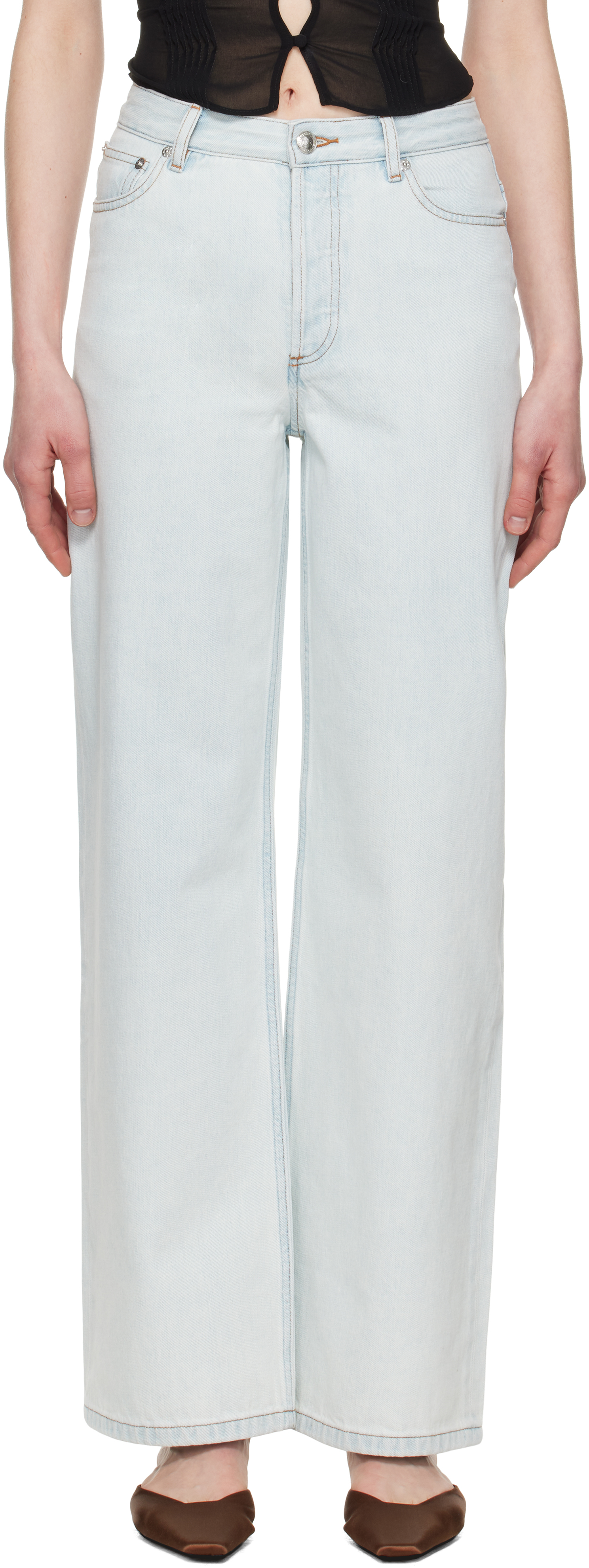 A.P.C.のブルー Elisabeth ジーンズがセール中