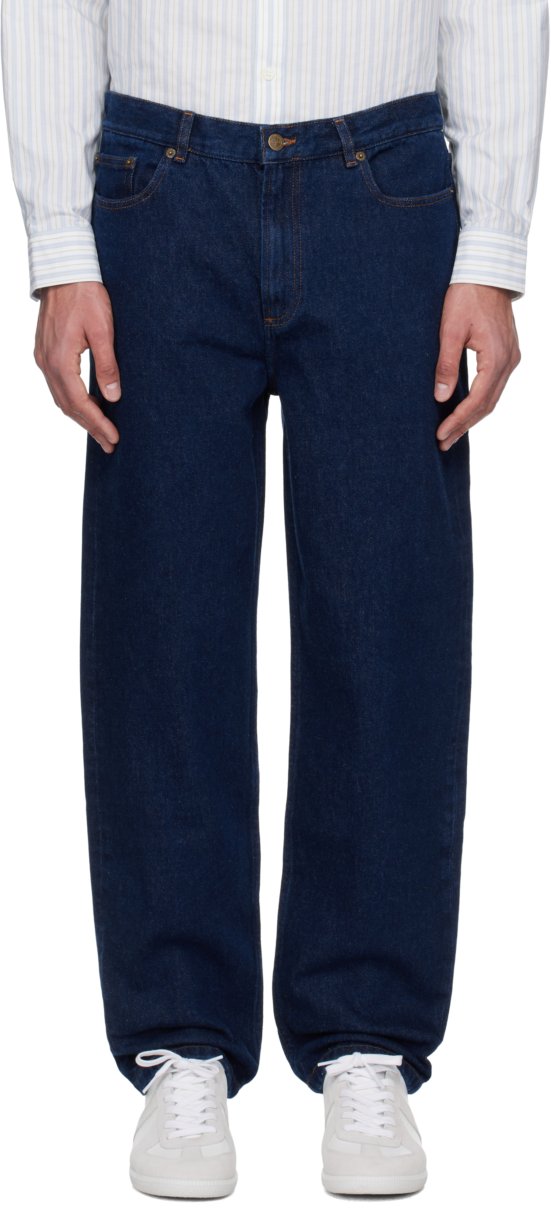【関税込み】A.P.C. ネイビー Martin ジーンズ A.P.C.のネイビー Martin ジーンズがセール中