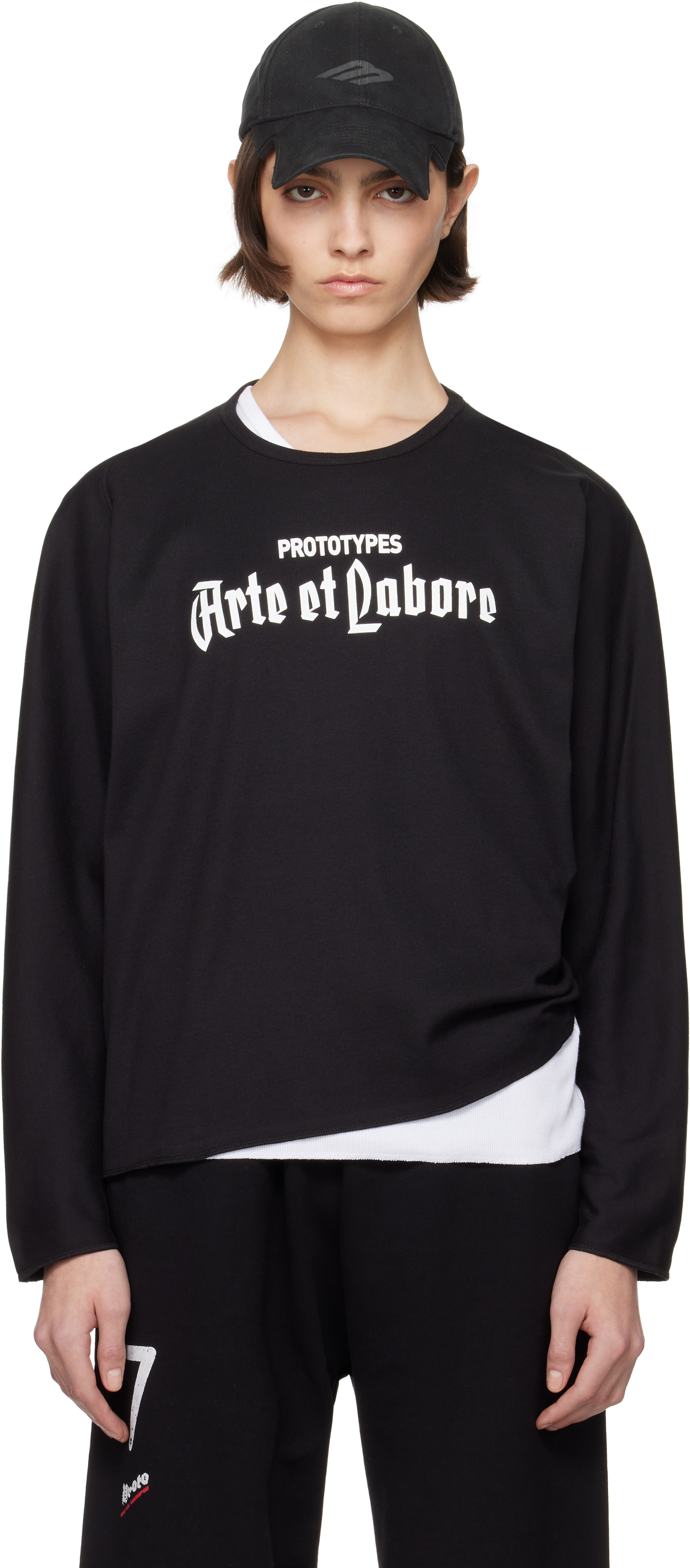【関税込み】Prototypes ブラック 'Arte et Labore' 長袖Tシャツ Black L.S. 'Arte et Labore' T-shirt by Prototypes on Sale