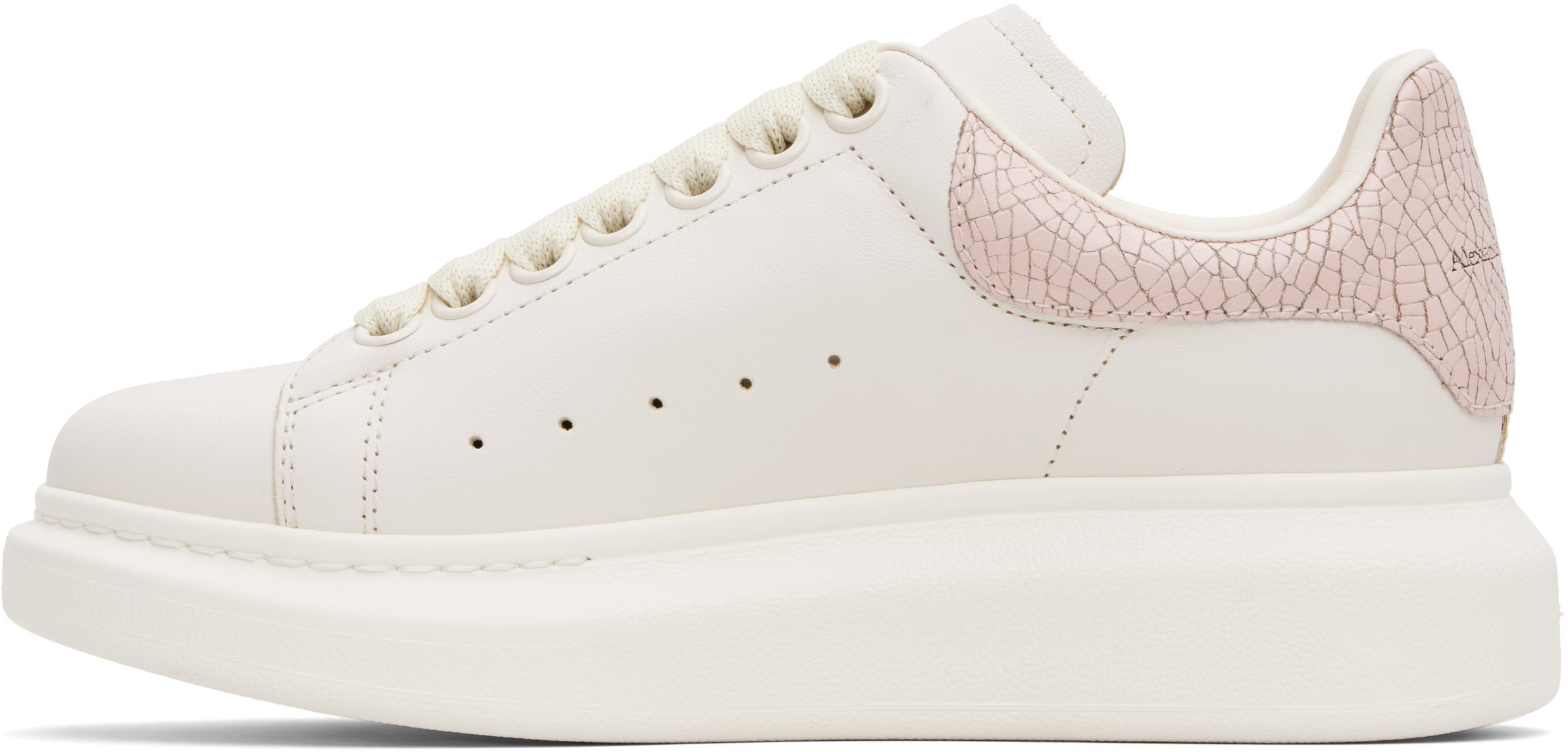 Alexander Mcqueen Oversized Leather Sneakers With Chunky Sole And Logo Detail In 9050 Off White/pink