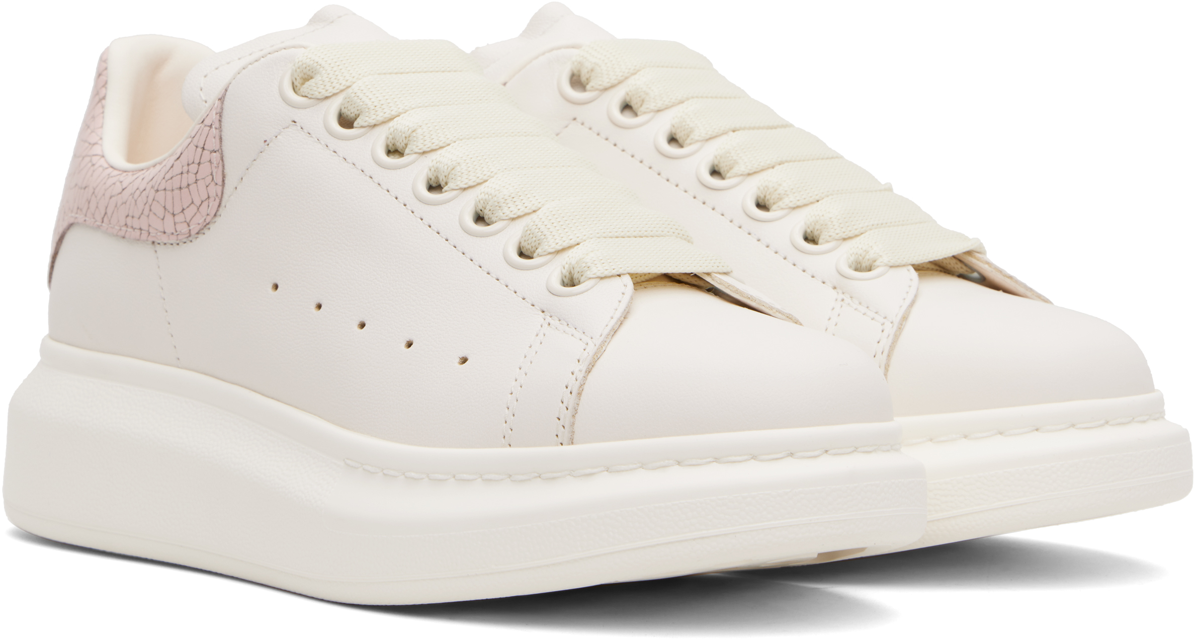 Alexander Mcqueen Oversized Leather Sneakers With Chunky Sole And Logo Detail In 9050 Off White/pink