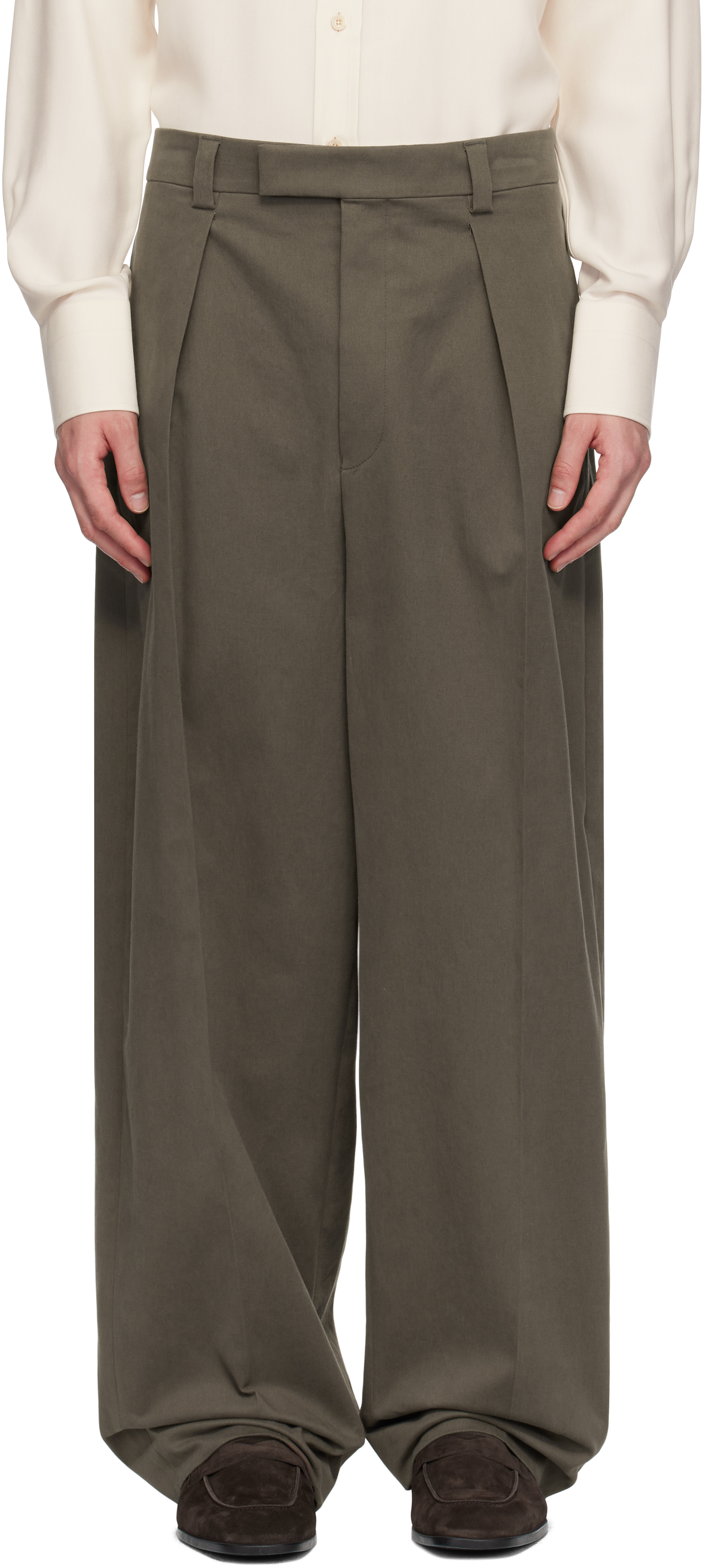 【関税込み】Ferragamo トープ Inverted Pleats トラウザーズ Ferragamoのブラウン Inverted Pleats トラウザーズがセール中