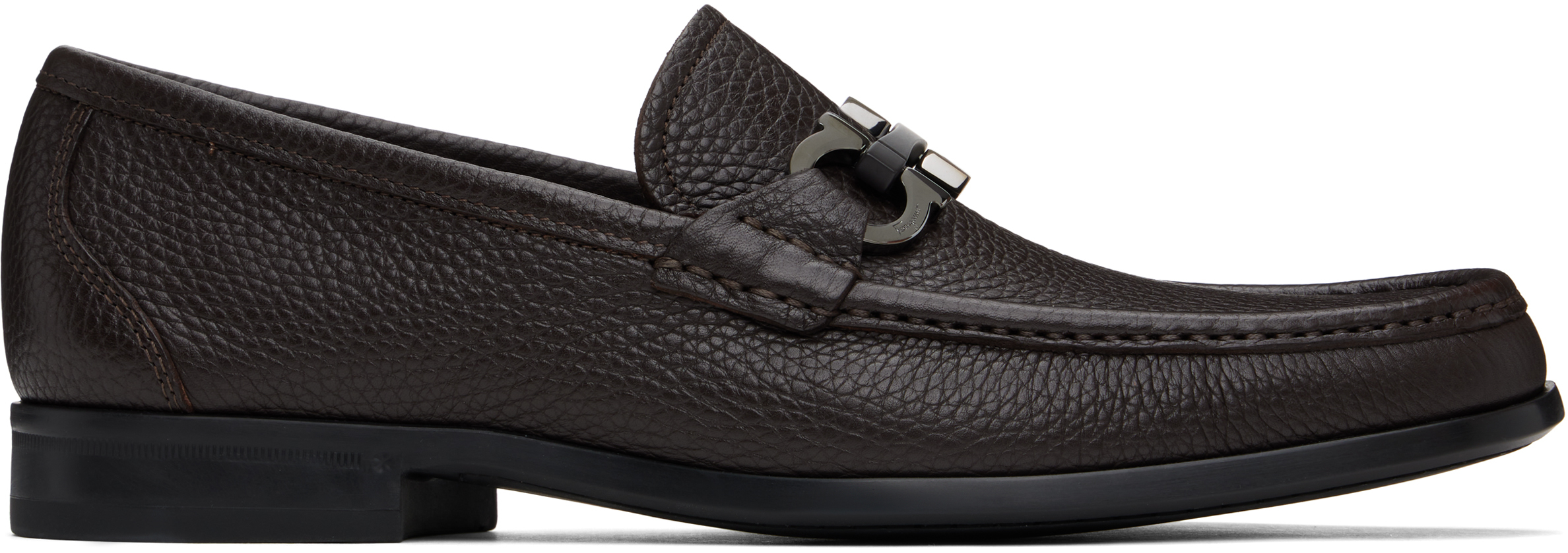 【関税込み】Ferragamo ブラウン Gancini Ornament ローファー Ferragamoのブラウン Gancini Ornament ローファーがセール中