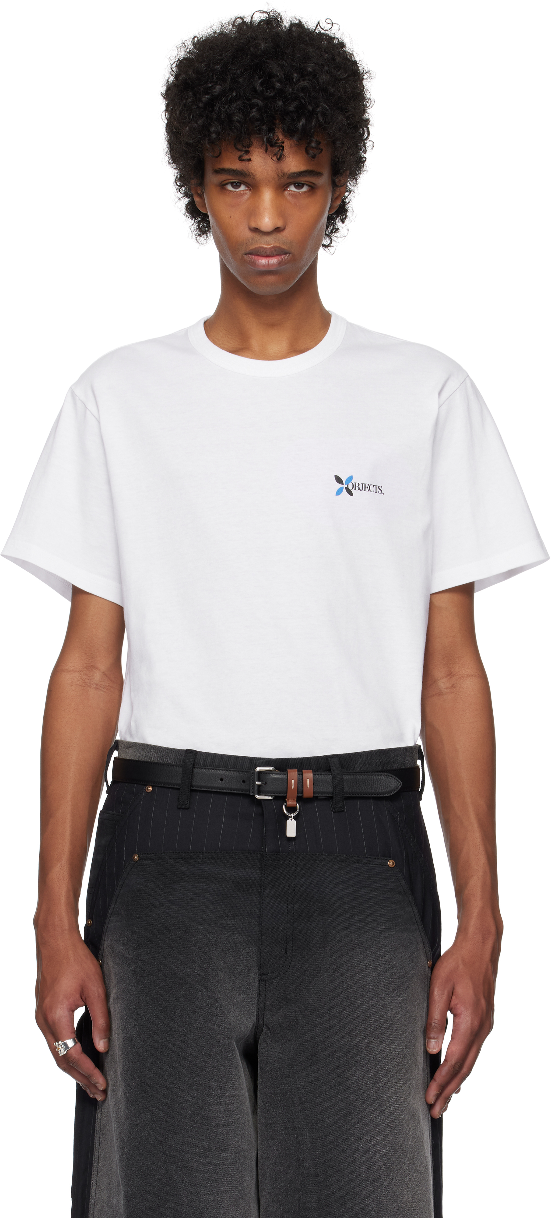 【関税込み】KHOKI ホワイト マルチプリント Tシャツ KHOKIのホワイト マルチプリント Tシャツがセール中