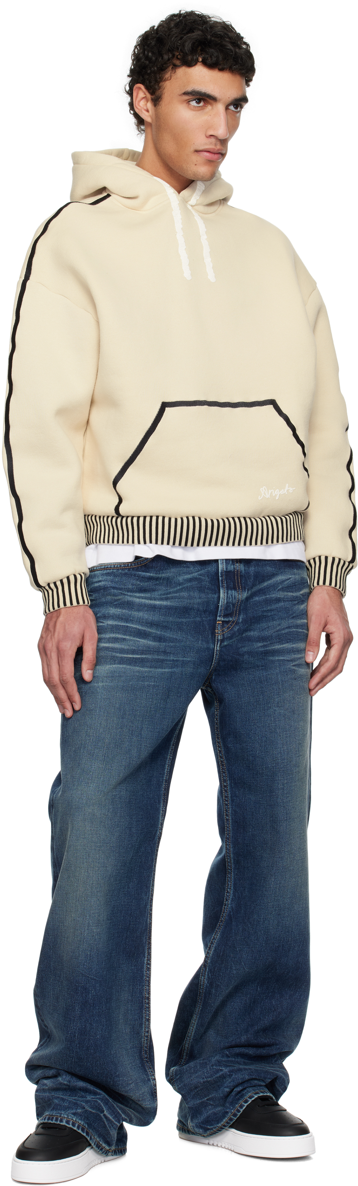 Axel Arigato Black Leather Sneakers With Contrasting Sole In Black