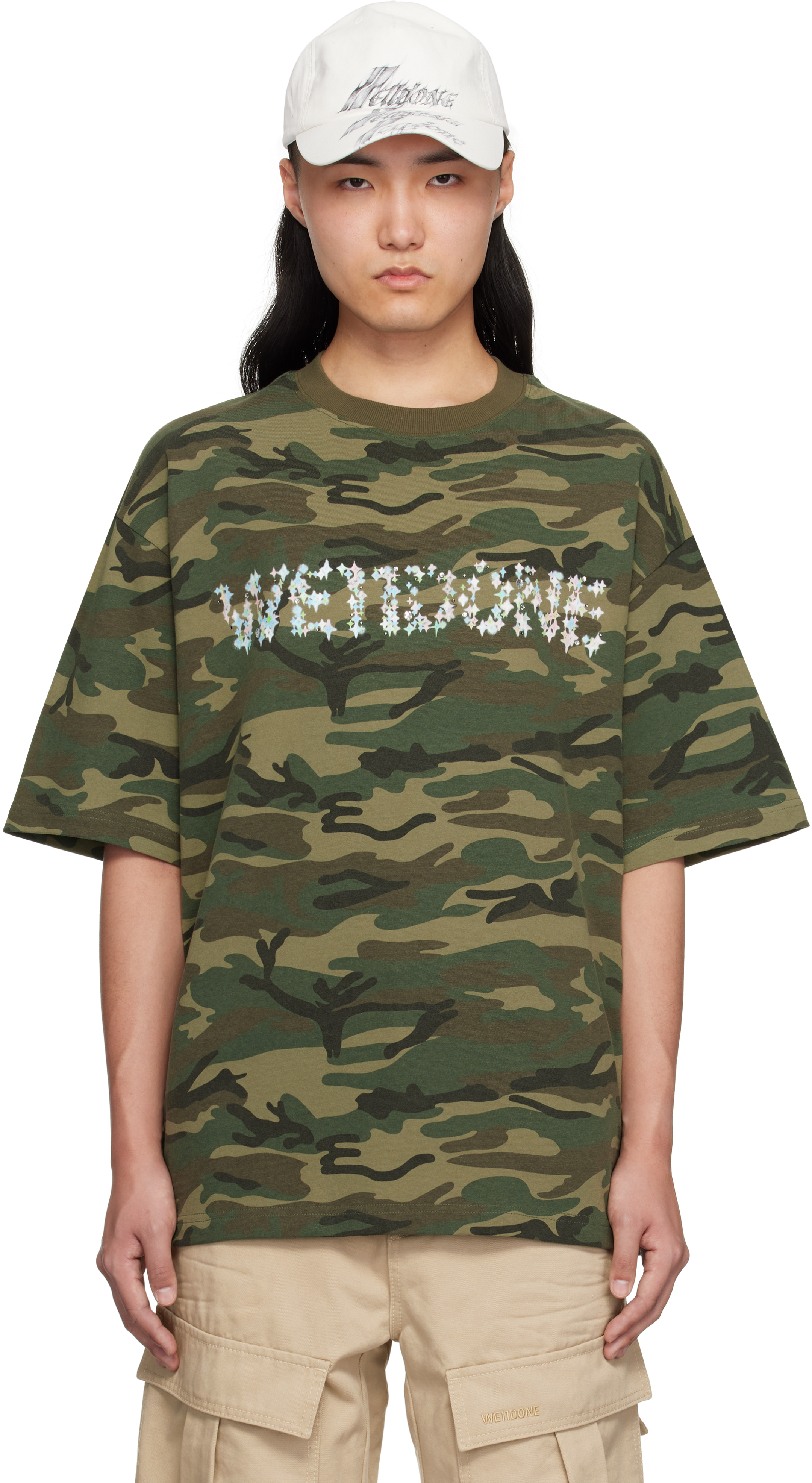 【関税込み】We11done カーキ Sparkle ロゴ Tシャツ We11doneのカーキ Sparkle ロゴ Tシャツがセール中