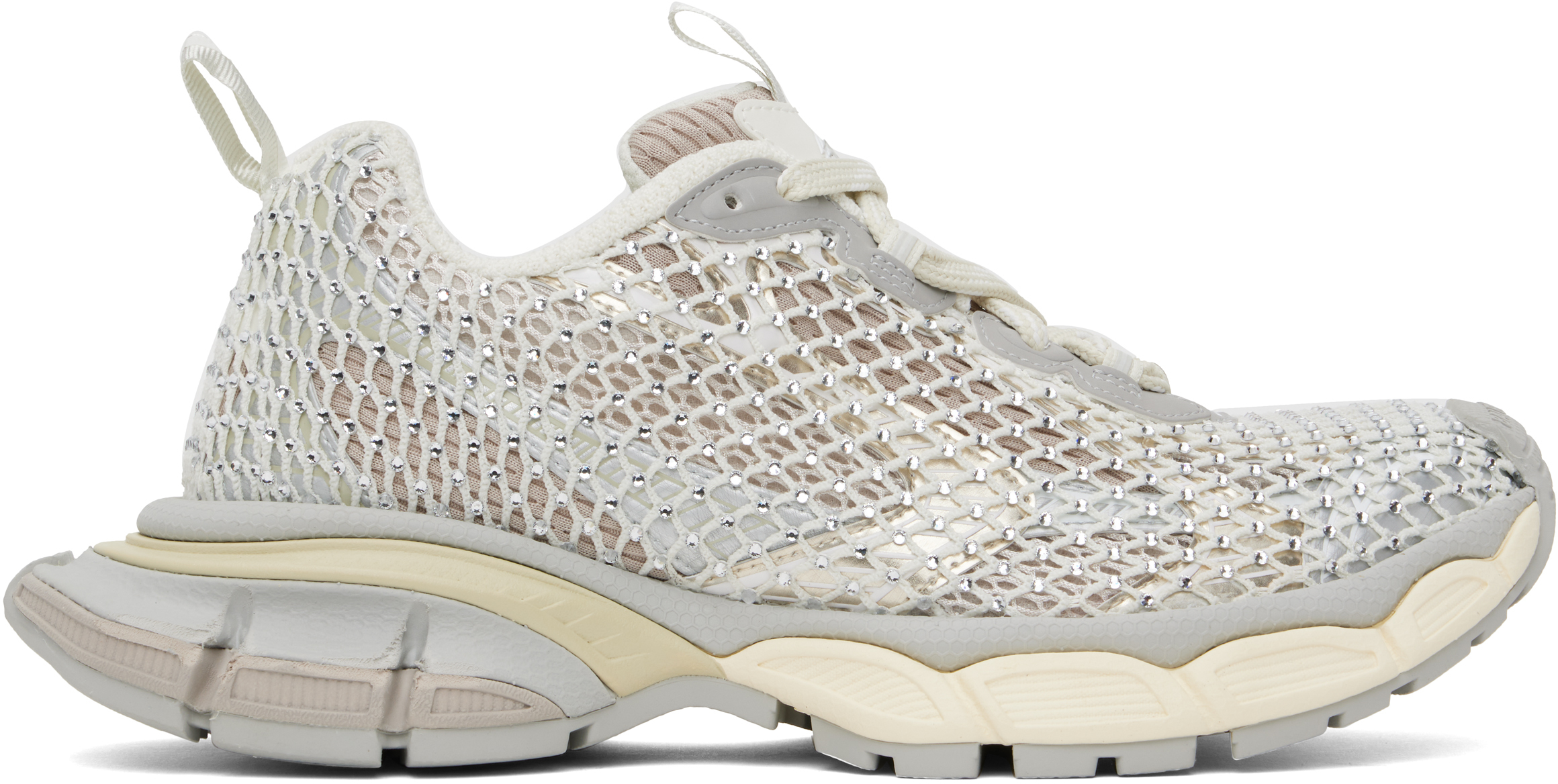 【関税込み】Balenciaga ベージュ 3XL Fishnet スニーカー Balenciagaのベージュ 3XL Fishnet スニーカーがセール中