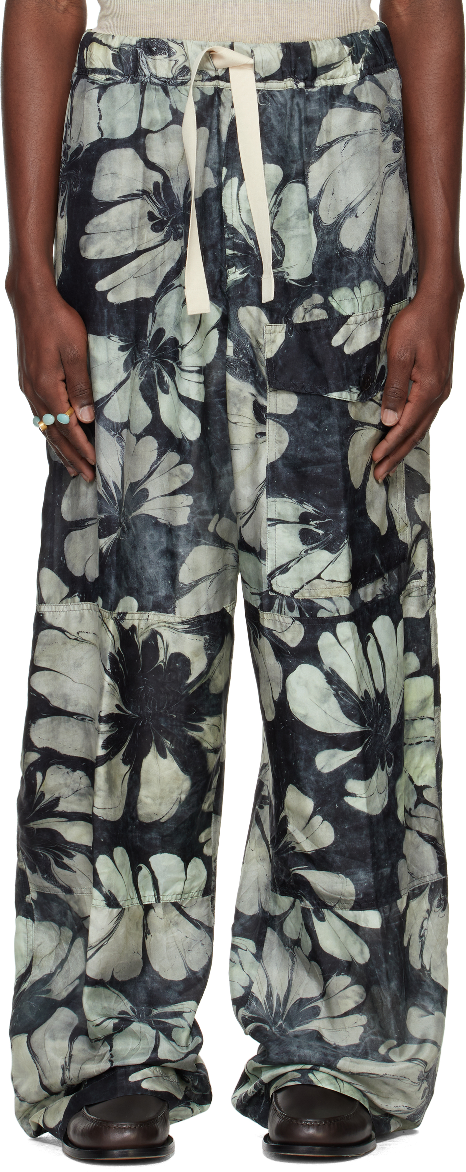 送関込【Dries Van Noten】Silk cargo pants シルクカーゴパンツ Dries Van Notenのネイビー＆グリーン シルク ドローストリング