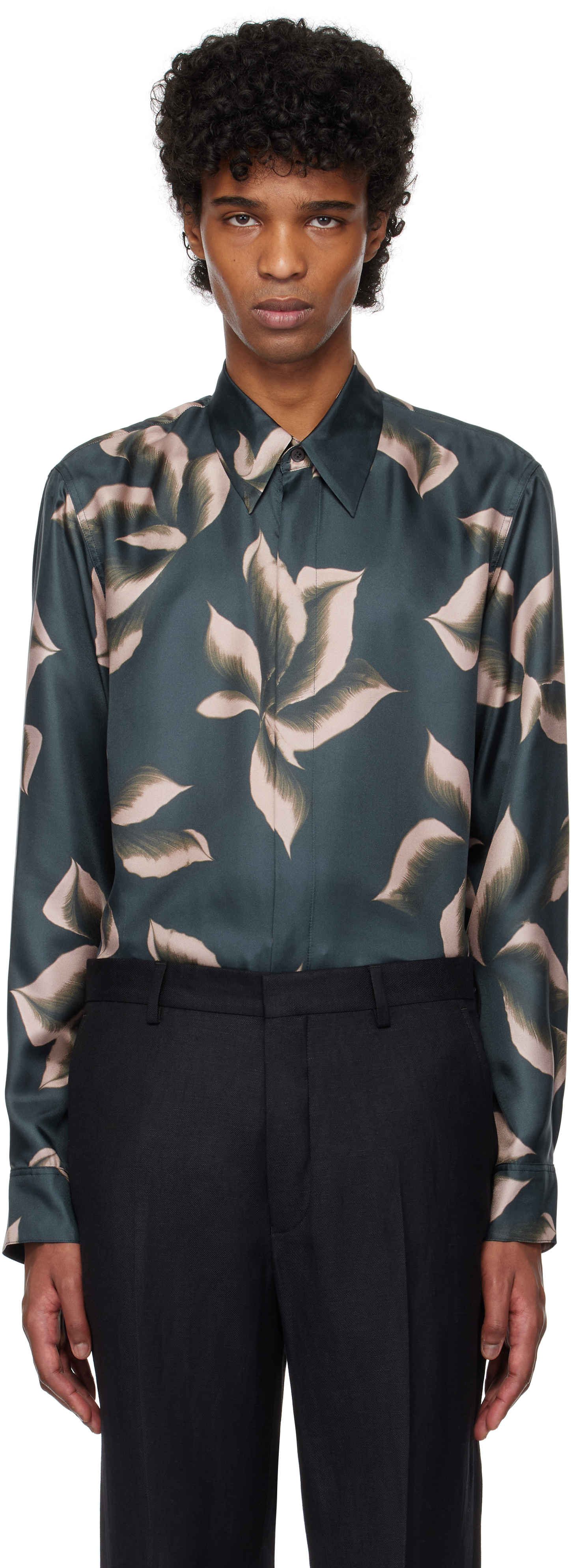 Dries Van Notenのネイビー シルク シャツがセール中