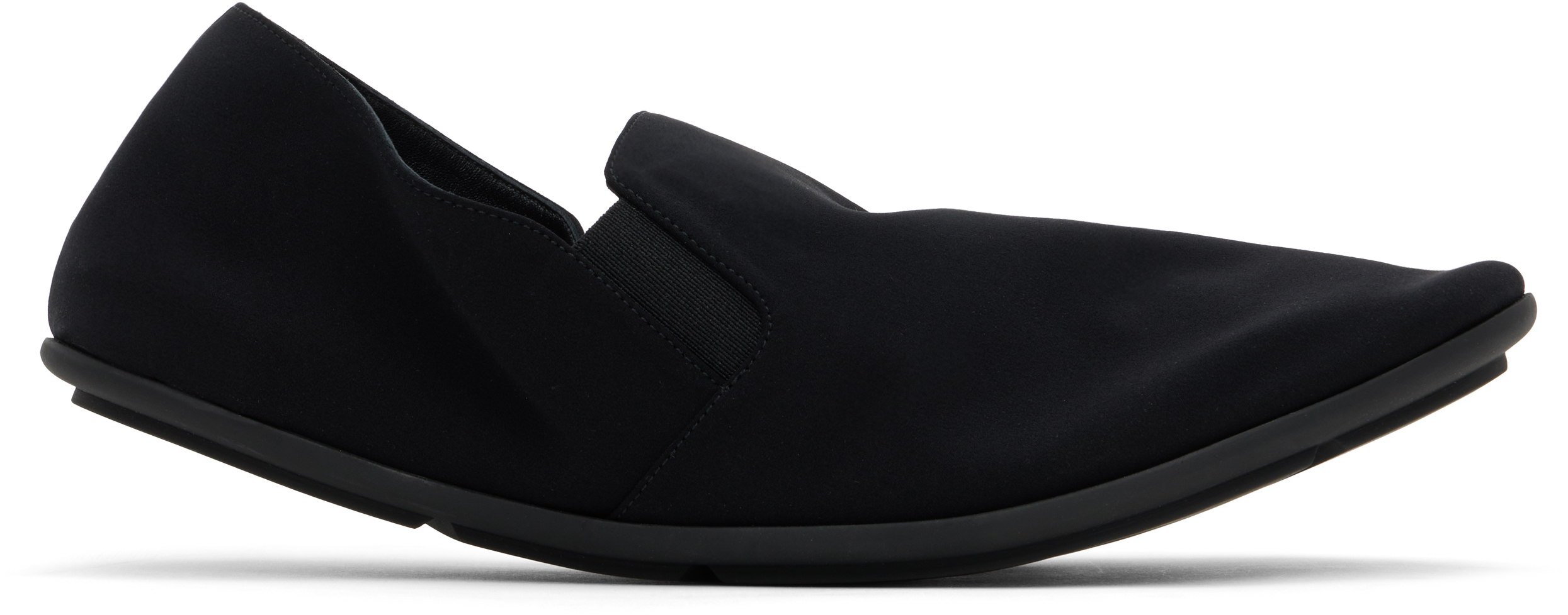 Black Vincit Slippers