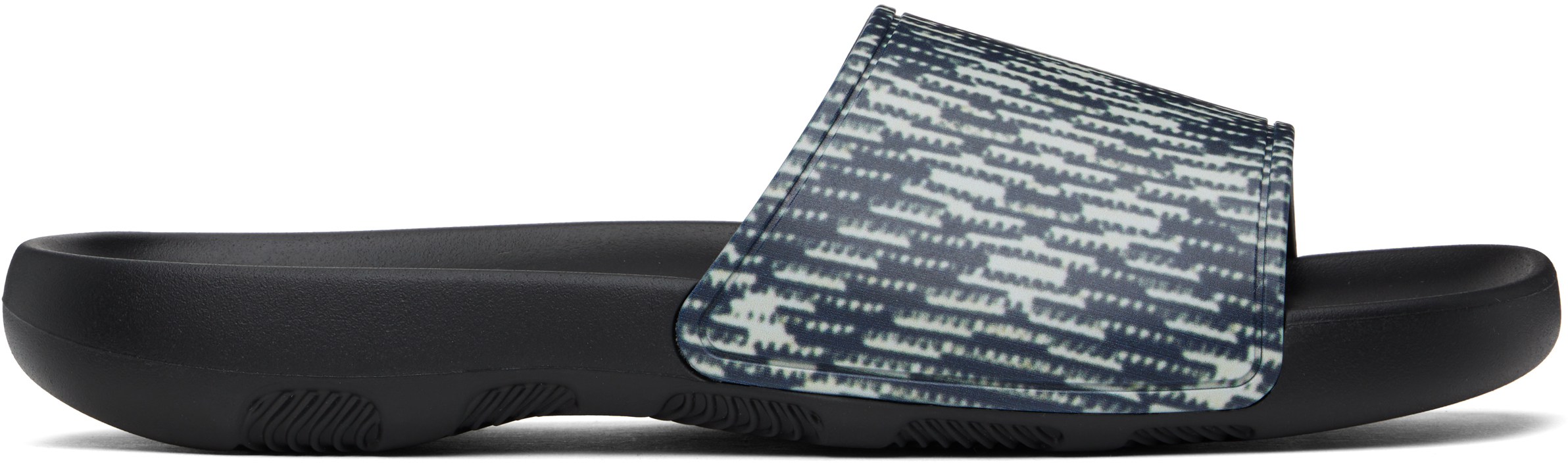 【Burberry】ブラック＆オフホワイト Dive チェック スライド Burberry Dive Embossed Check Pool Slide Sandal (Men) | Nordstrom