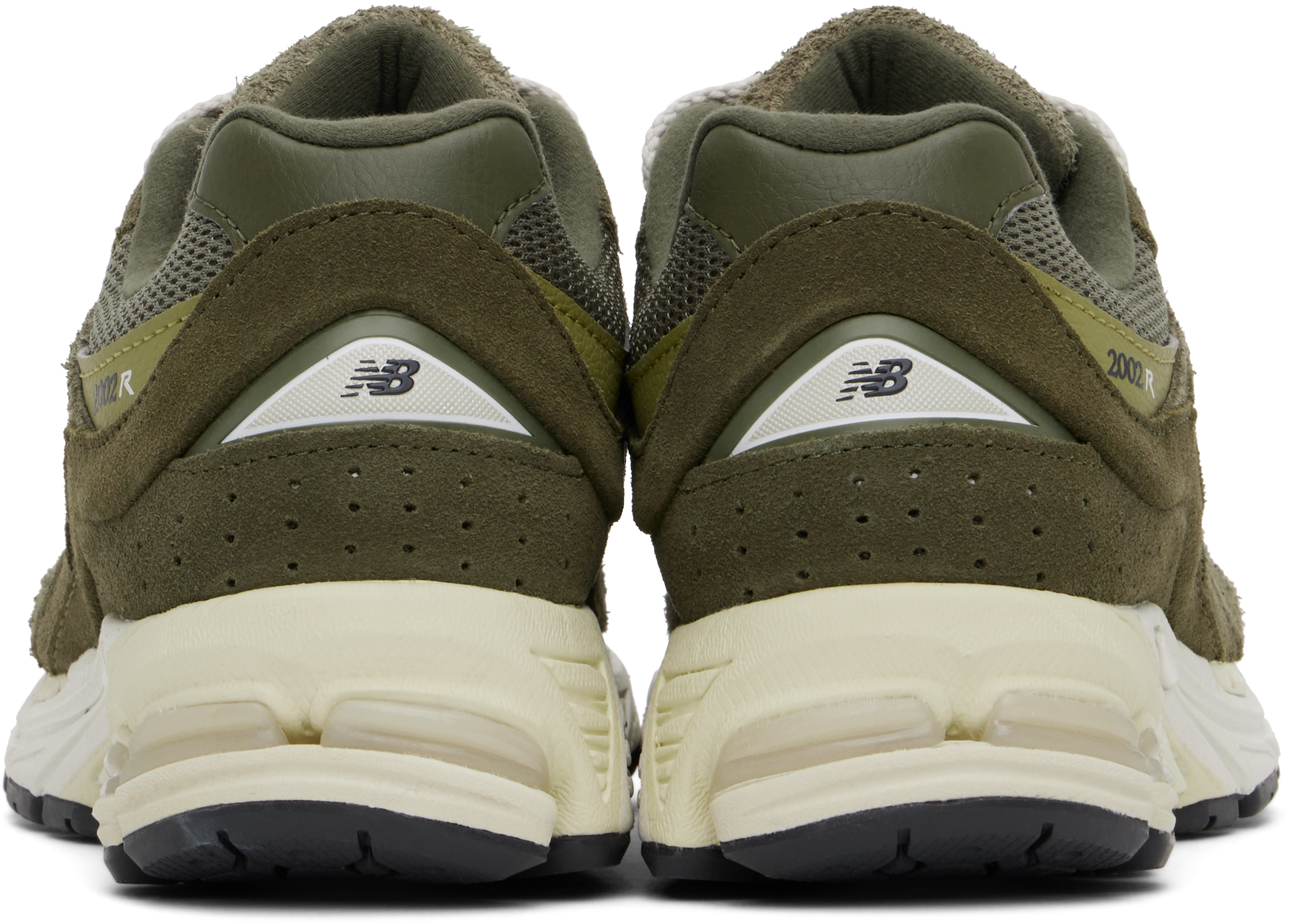 NEW BALANCE GREEN 2002R SNEAKERS