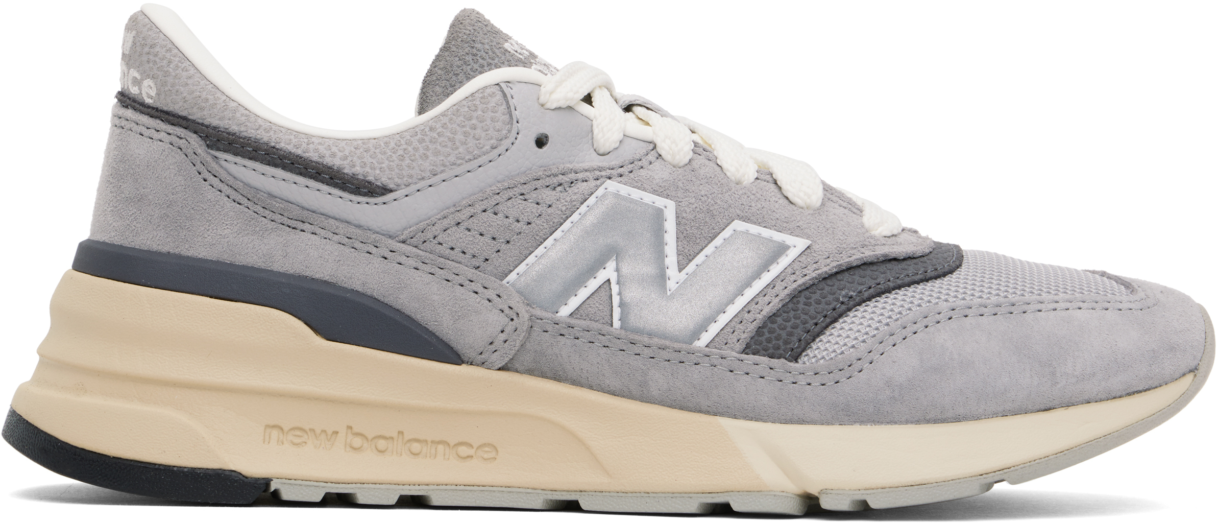 New Balance: グレー 997R スニーカー | SSENSE 日本 New Balance: グレー 997R スニーカー | SSENSE 日本
