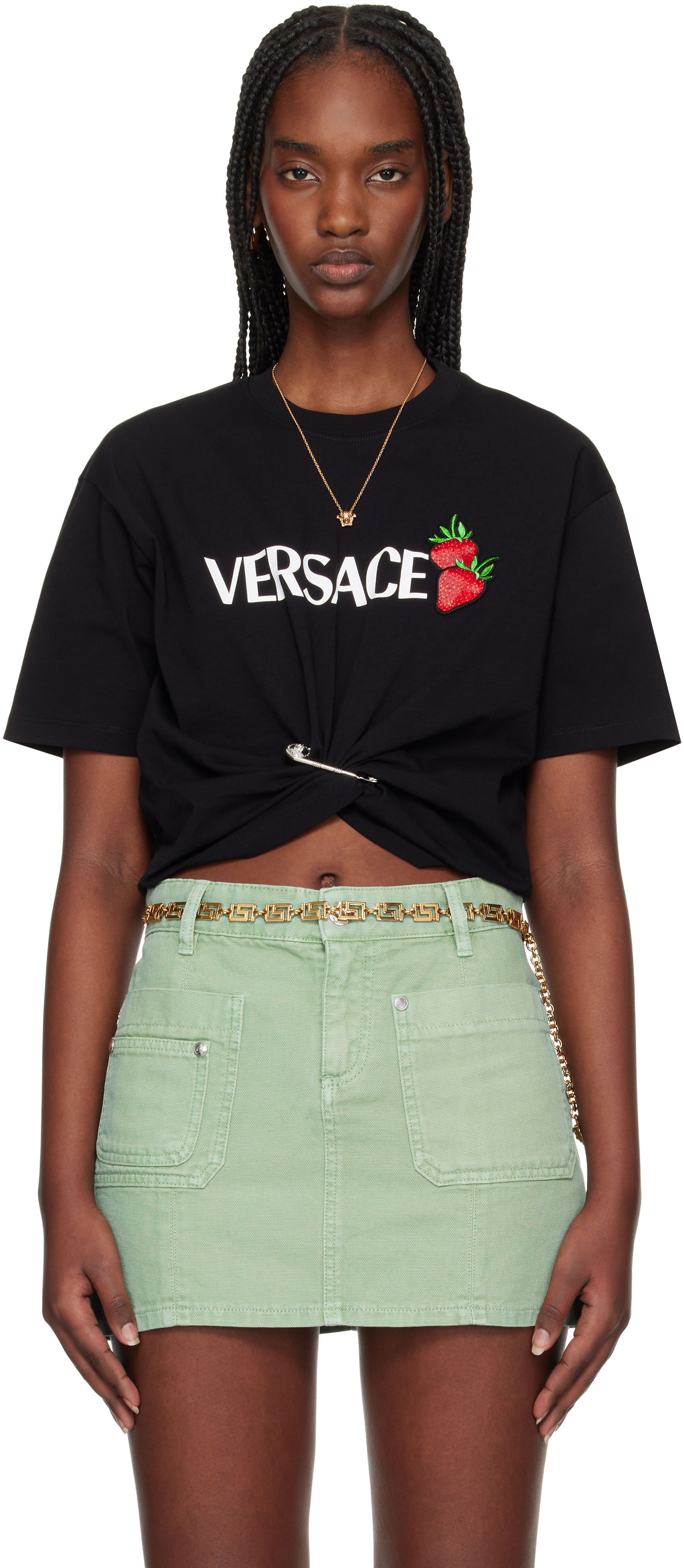 Tシャツ・カットソー Versace 'Strawberry' T-shirt Black Strawberry Garden Safety Pin Crop T-shirt by Versace