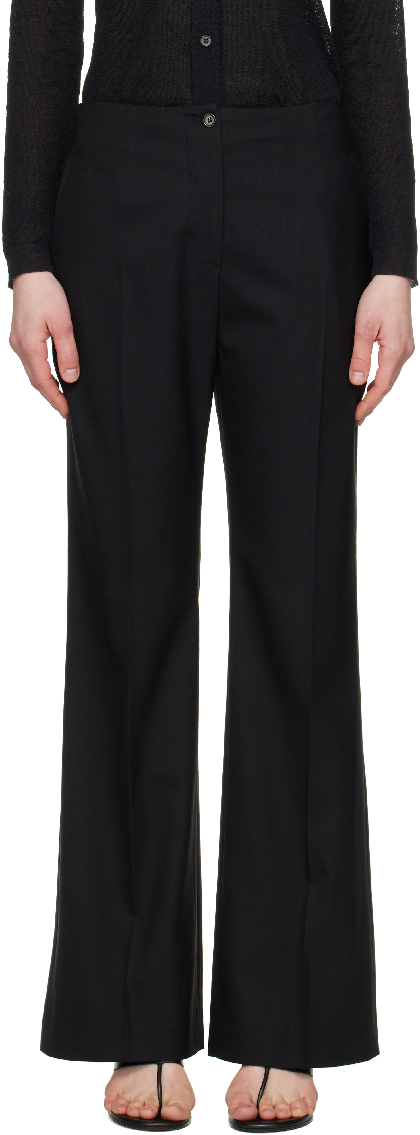 【関税込み】AMOMENTO ブラック Straight Fit トラウザーズ AMOMENTOのブラック Straight Fit トラウザーズがセール中