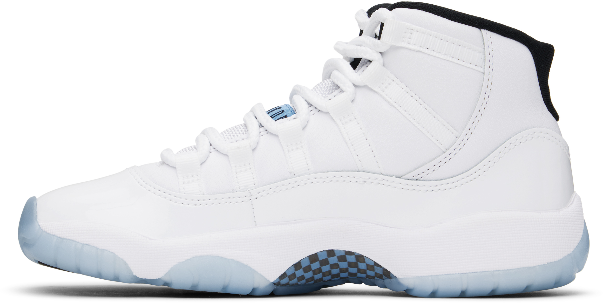Nike Air Jordan 11 Retro Sneakers In White/legend