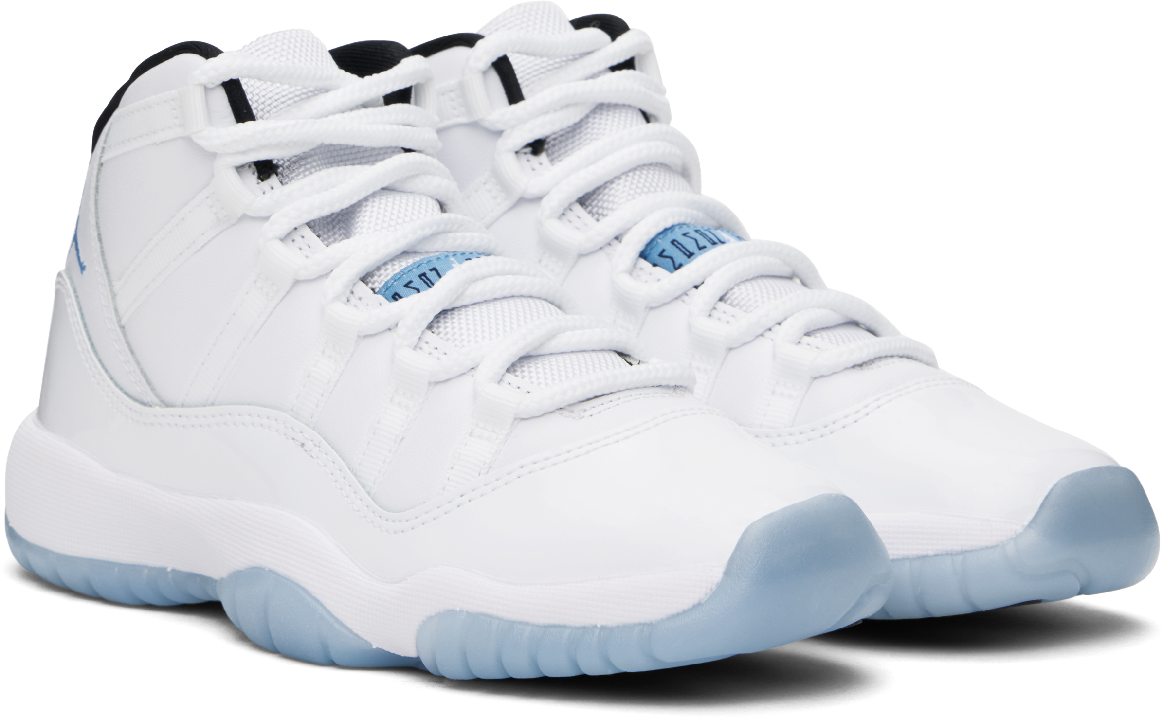Nike Air Jordan 11 Retro Sneakers In White/legend