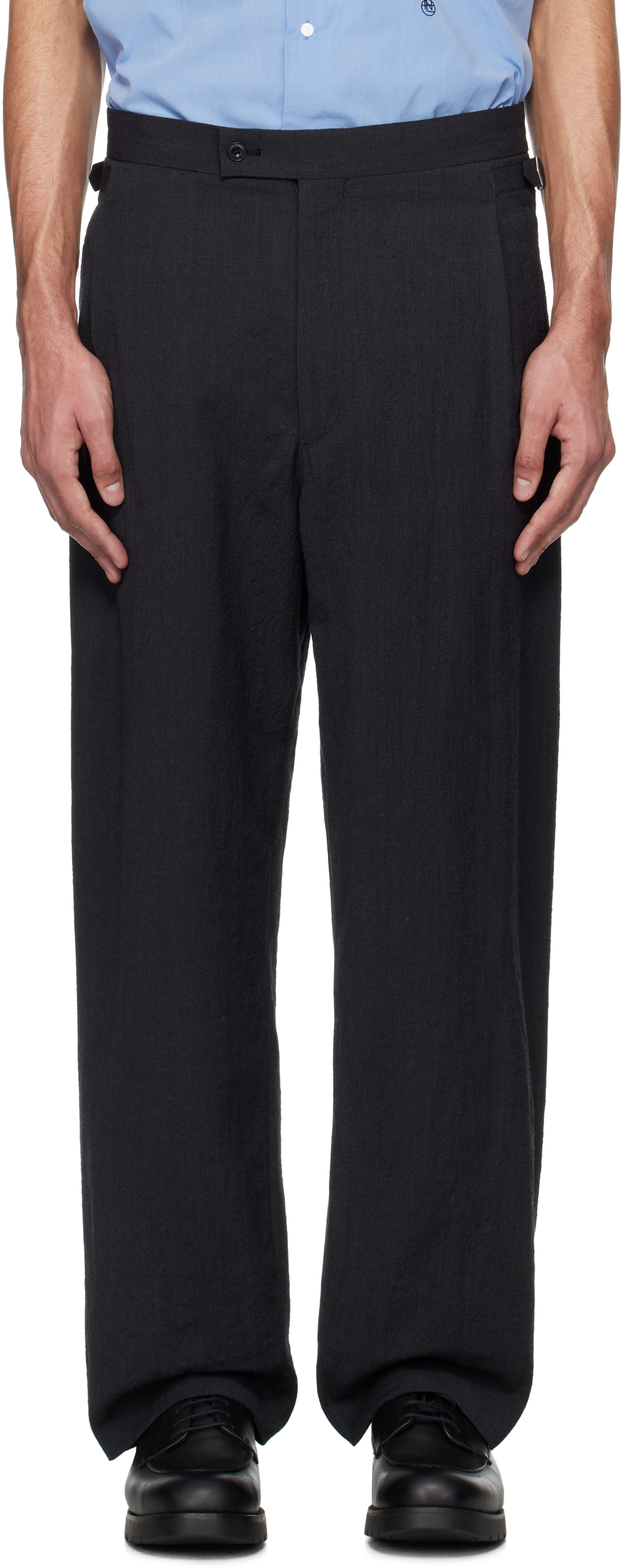 nanamica-gray-seamless-pleat-