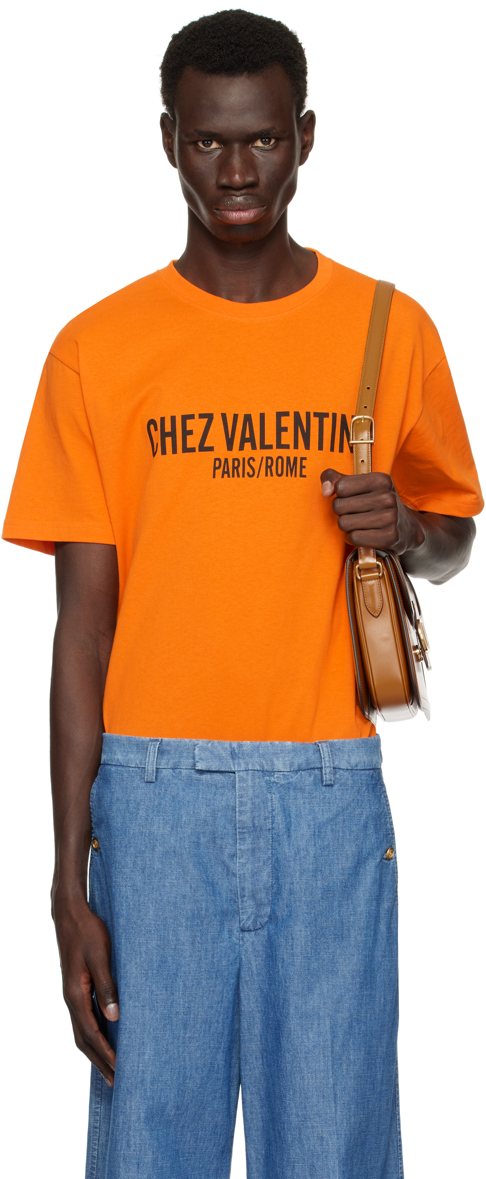 【関税込み】Valentino オレンジ Chez Valentino Tシャツ Cotton T-shirt With Chez Valentino Print for Man in Orange