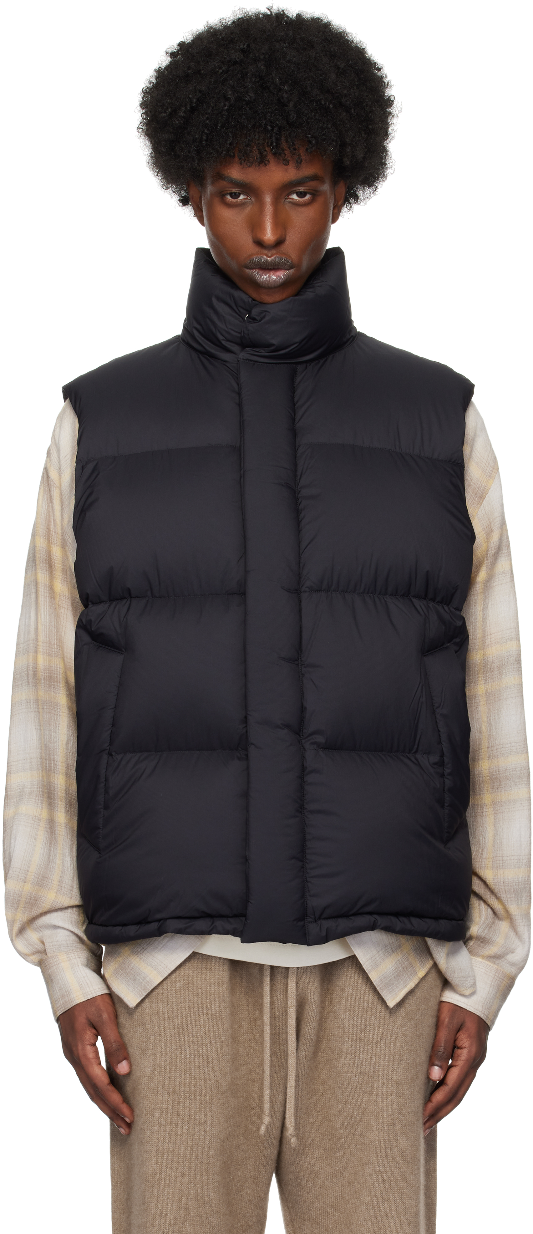 AURALEE BLACK SUPER LIGHT NYLON RIPSTOP DOWN VEST 