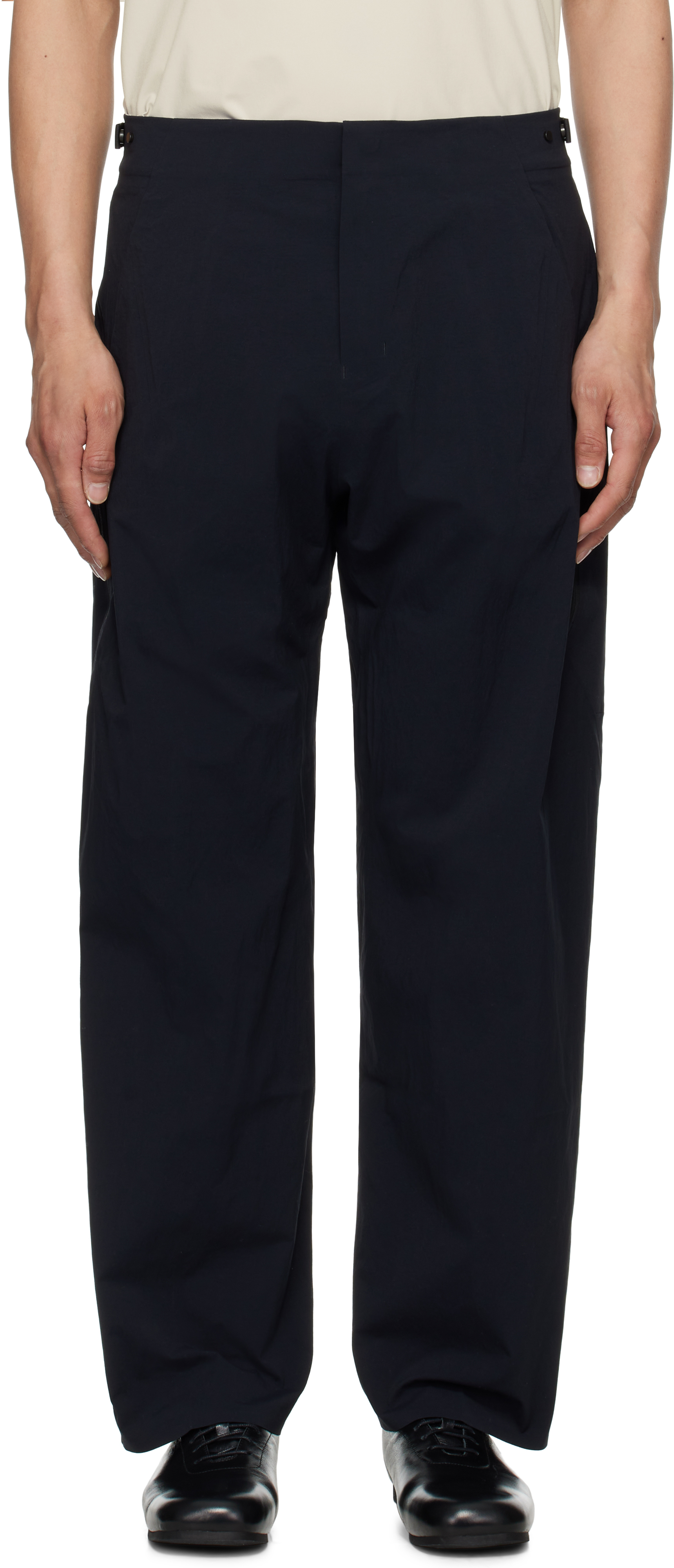 Veilance: Black Spere LT Cargo Pants | SSENSE
