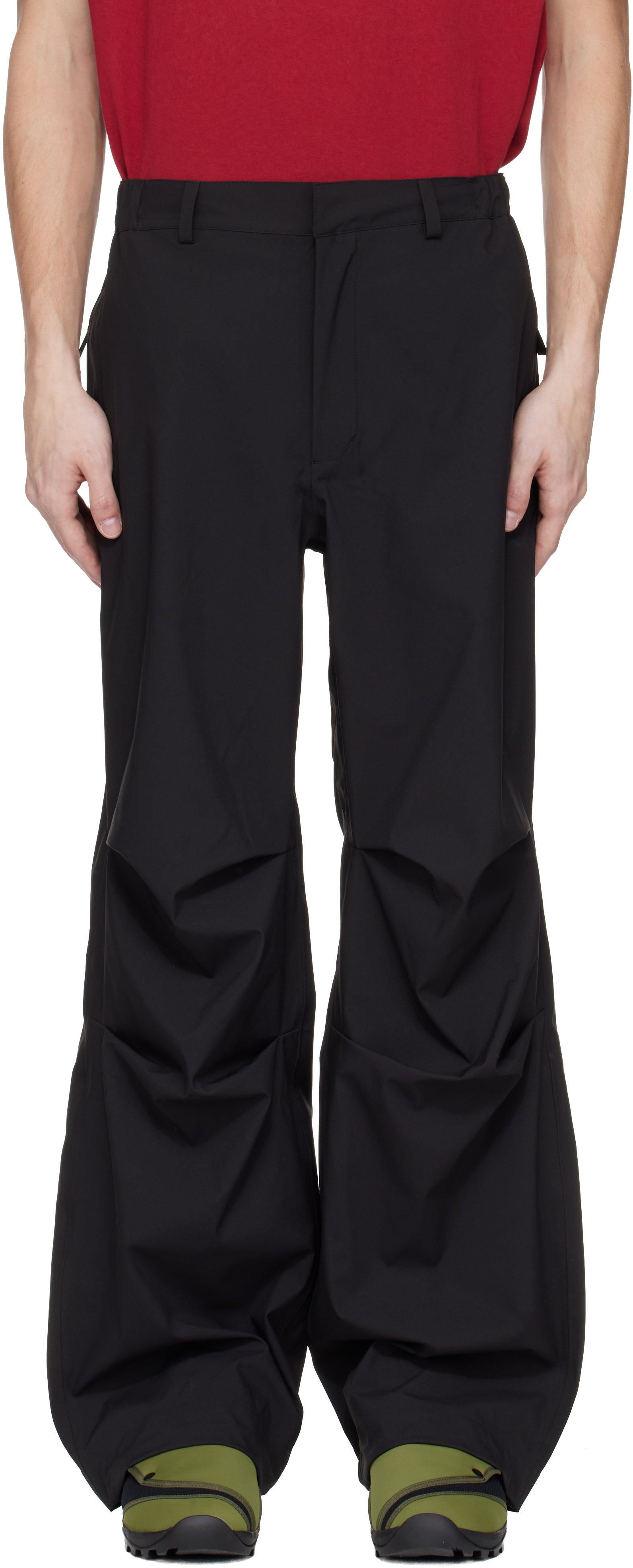 【関税込み】RAINS ブラック Suva Hardshell ワイドパンツ RAINSのブラック Suva Hardshell ワイドパンツがセール中