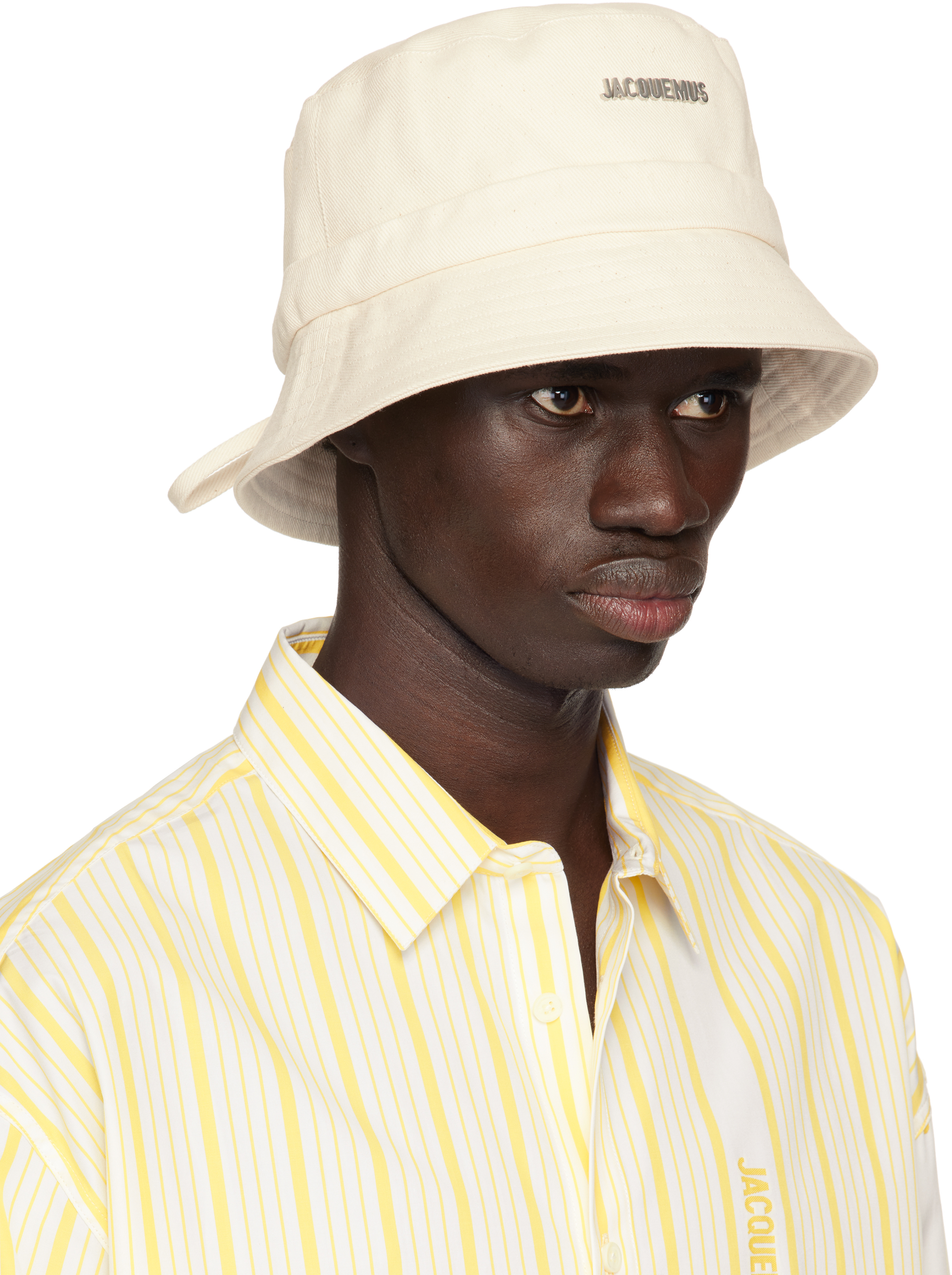 Jacquemus Off-white Les Classiques 'the Gadjo' Bucket Hat In 110 Off-white