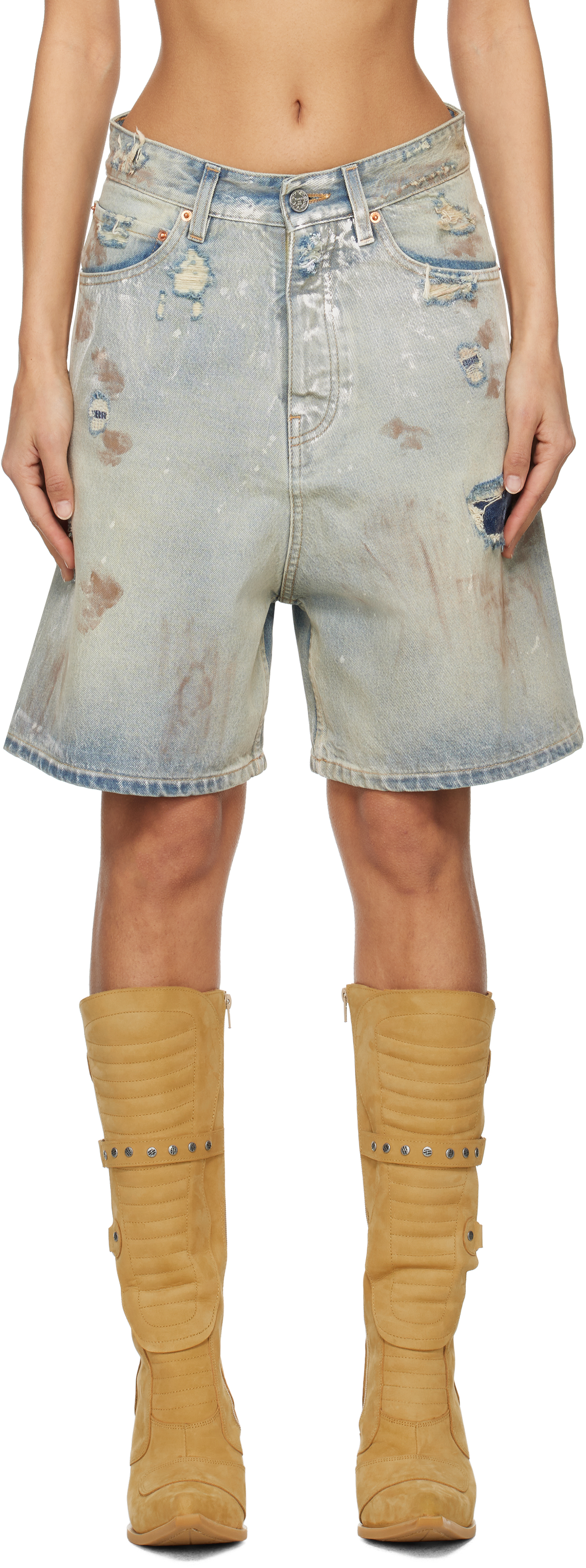 【関税込み】VETEMENTS ブルー トラッシュ デニムショートパンツ VETEMENTSのブルー トラッシュ デニムショートパンツがセール中