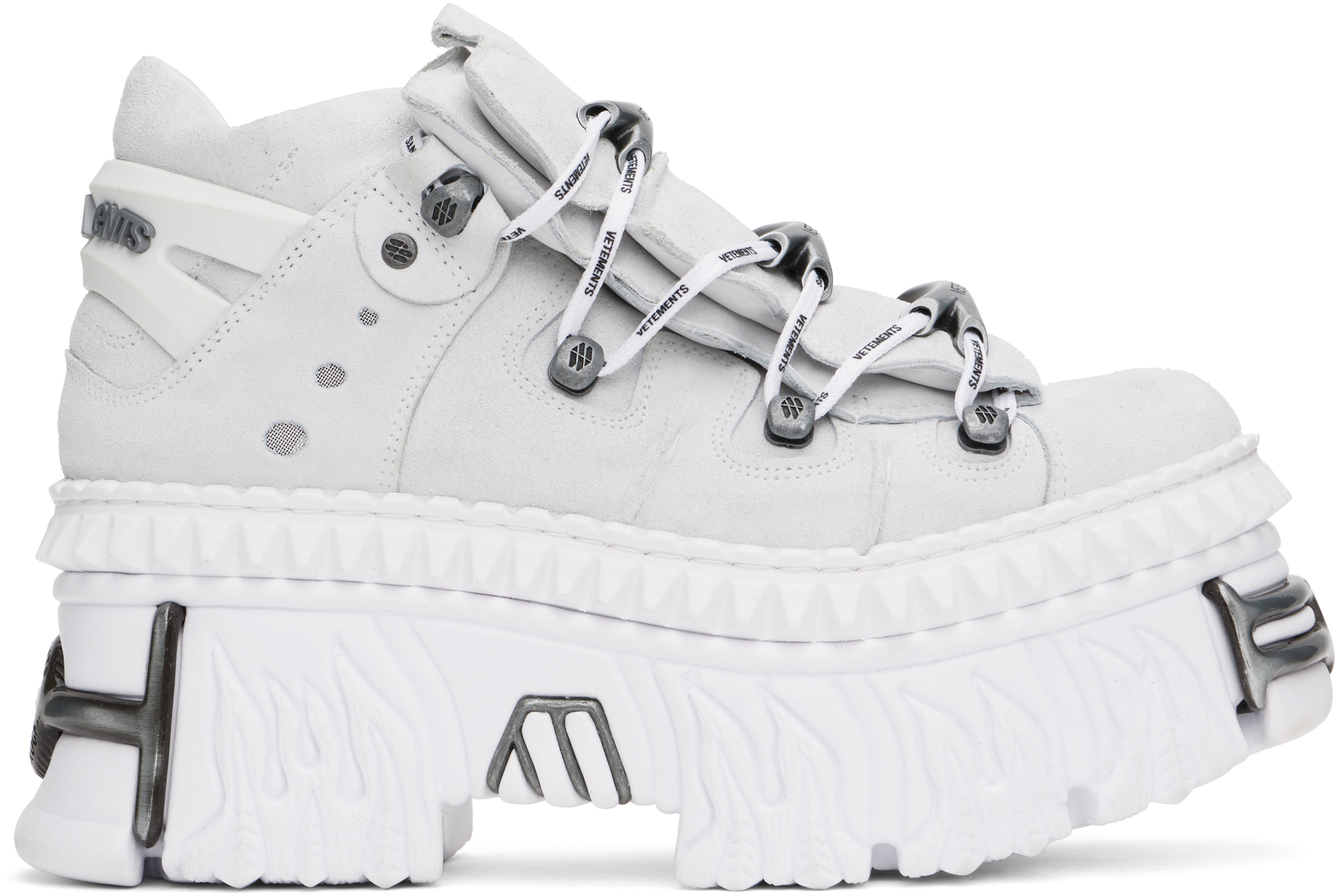Vetements ファイヤープラットフォームスニーカー VETEMENTSのNew Rockエディション ホワイト＆グレー Fire