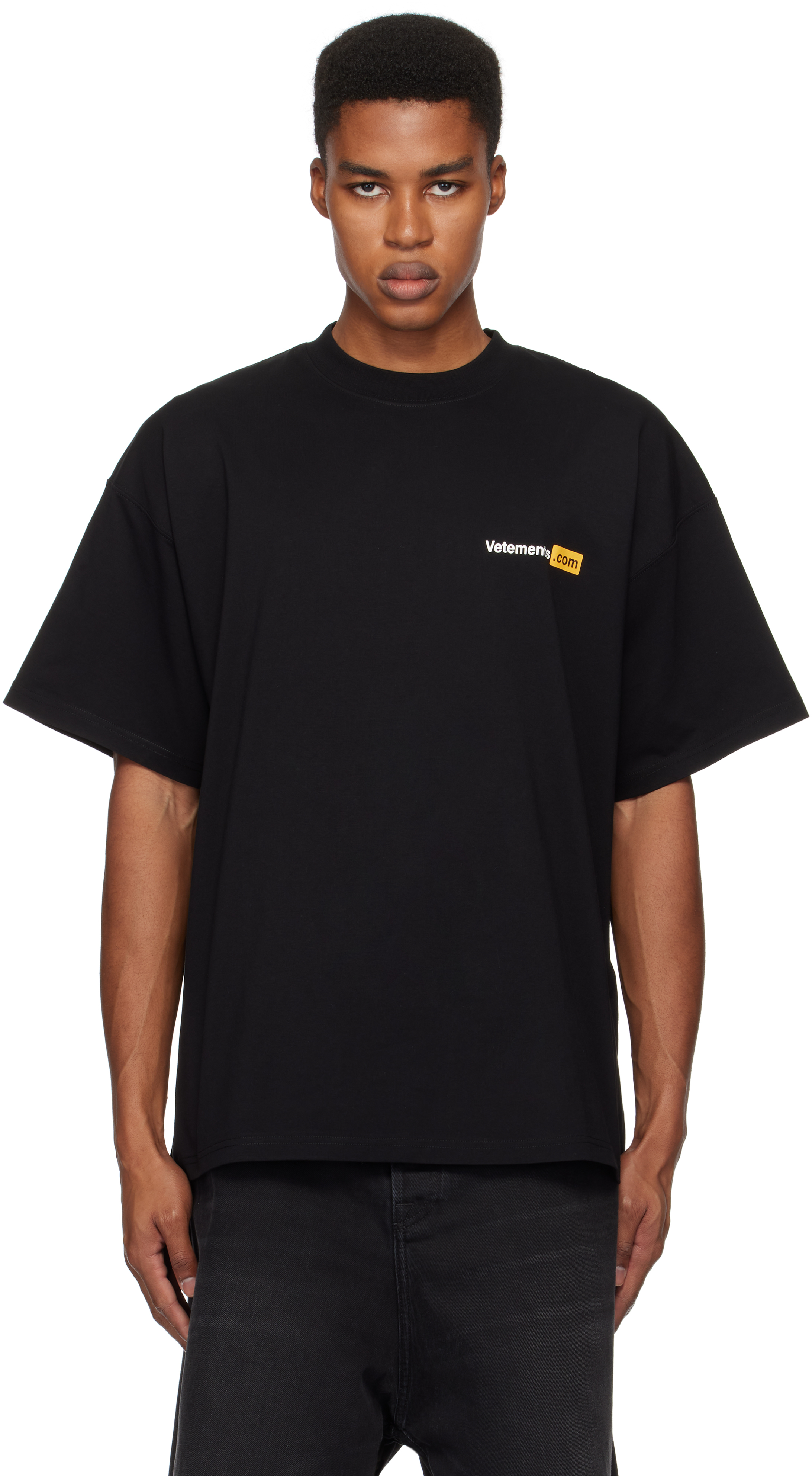 Black 'Vetements. com' T-shirt