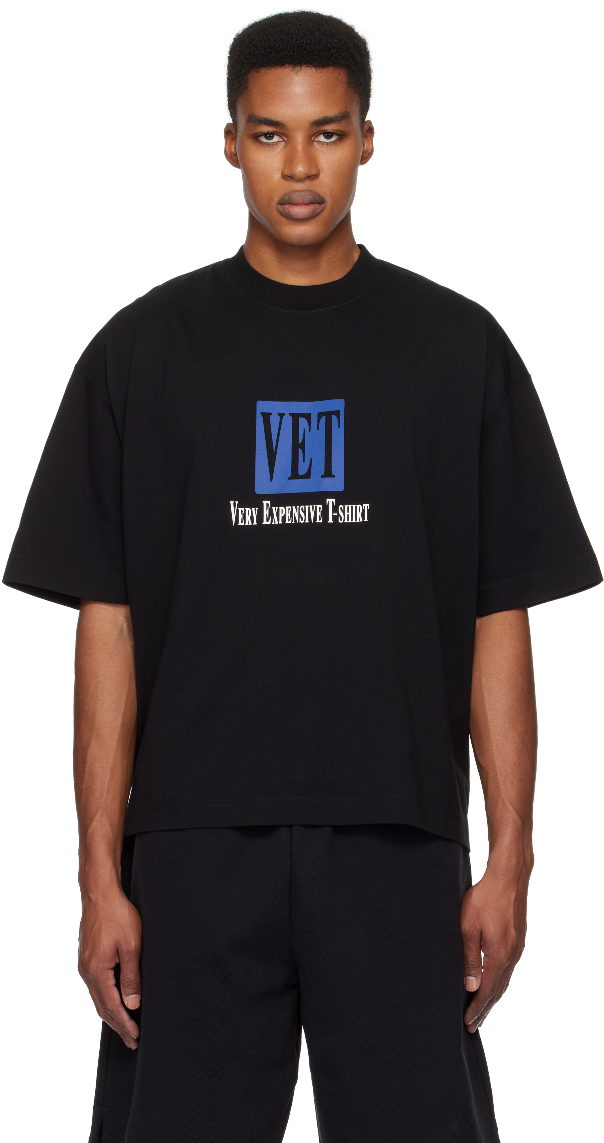 送関込★VETEMENTS vet cropped boxy t-shirt Black 'VET' Cropped Boxy T-shirt by VETEMENTS on Sale
