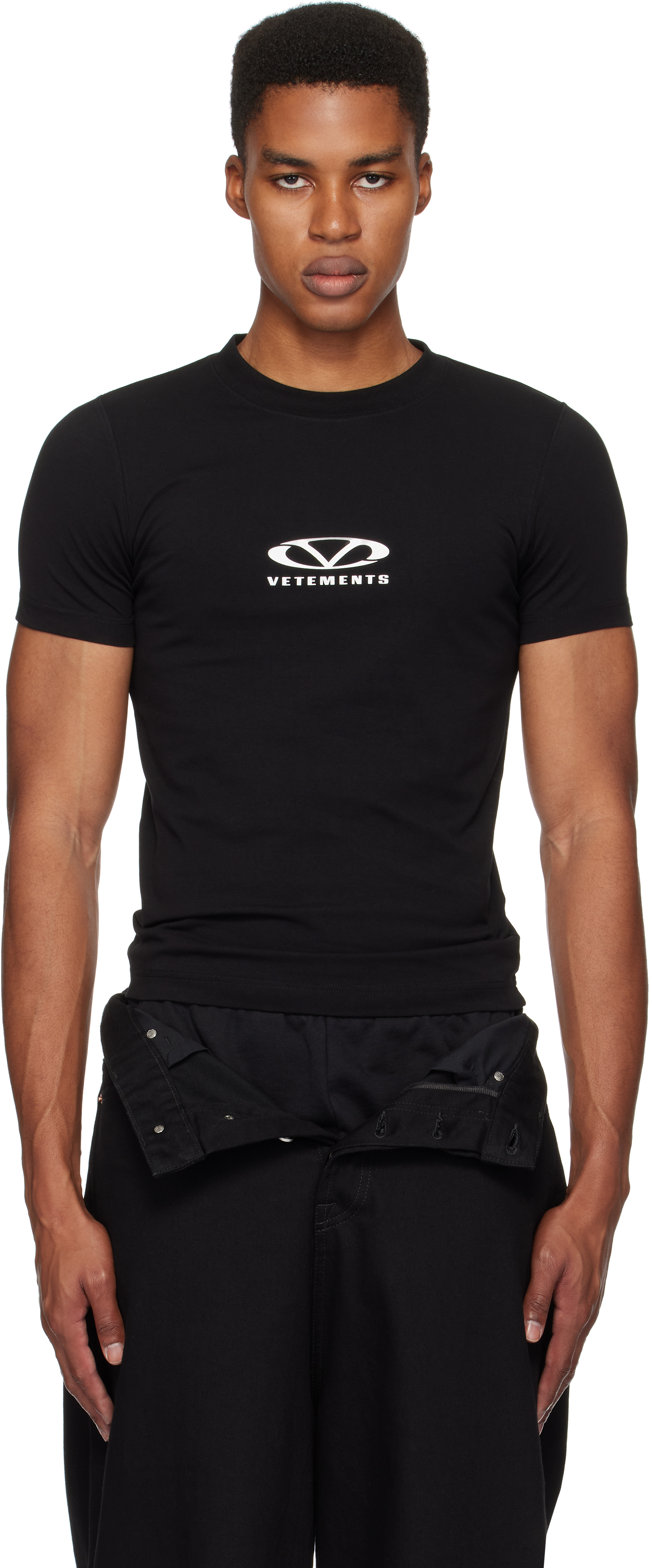 Black Oval Logo Fitted T-shirt