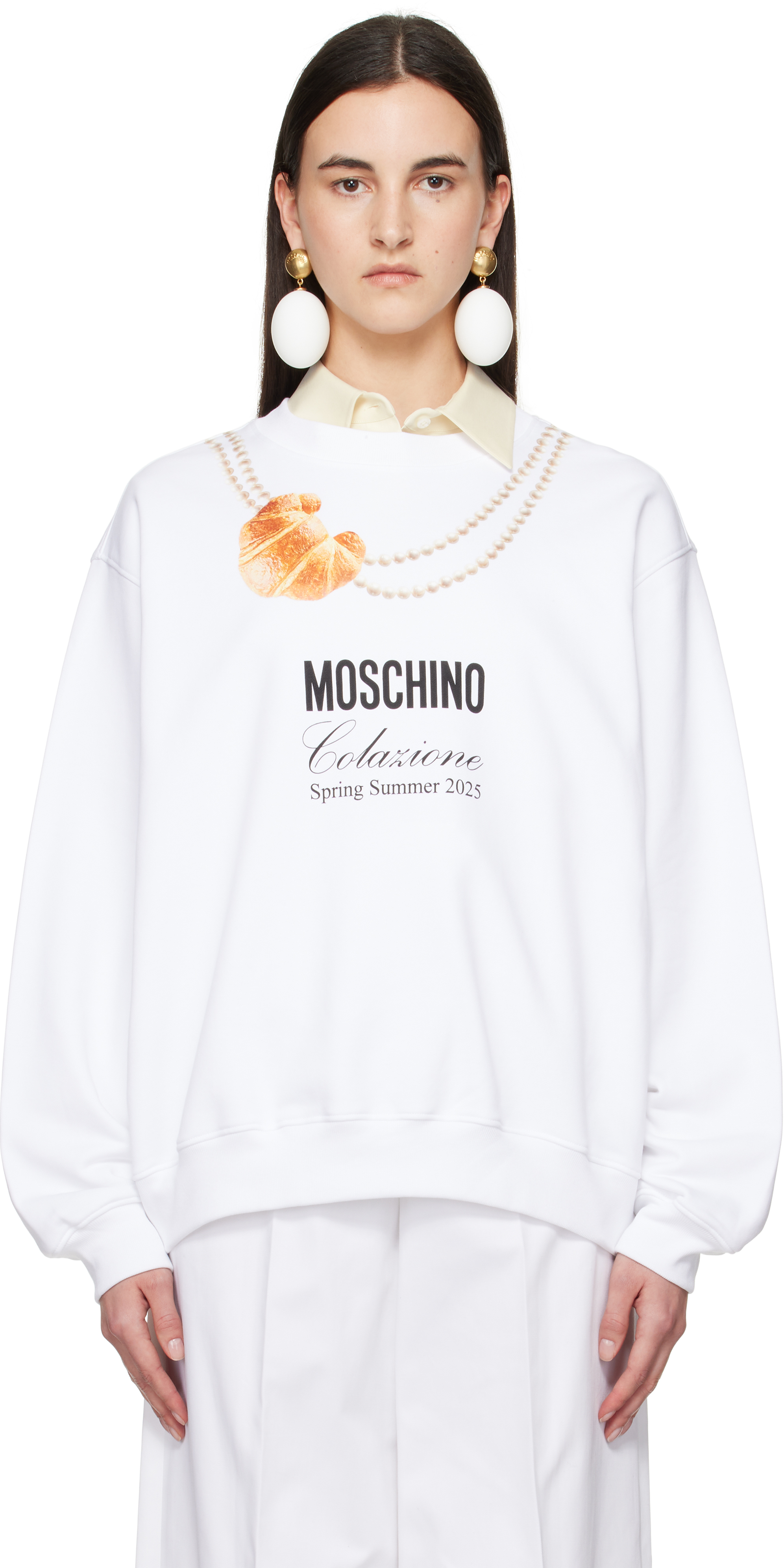 【関税&送料込】Moschino Breakfast Sweatshirt White 'Moschino' Breakfast Sweatshirt by Moschino on Sale