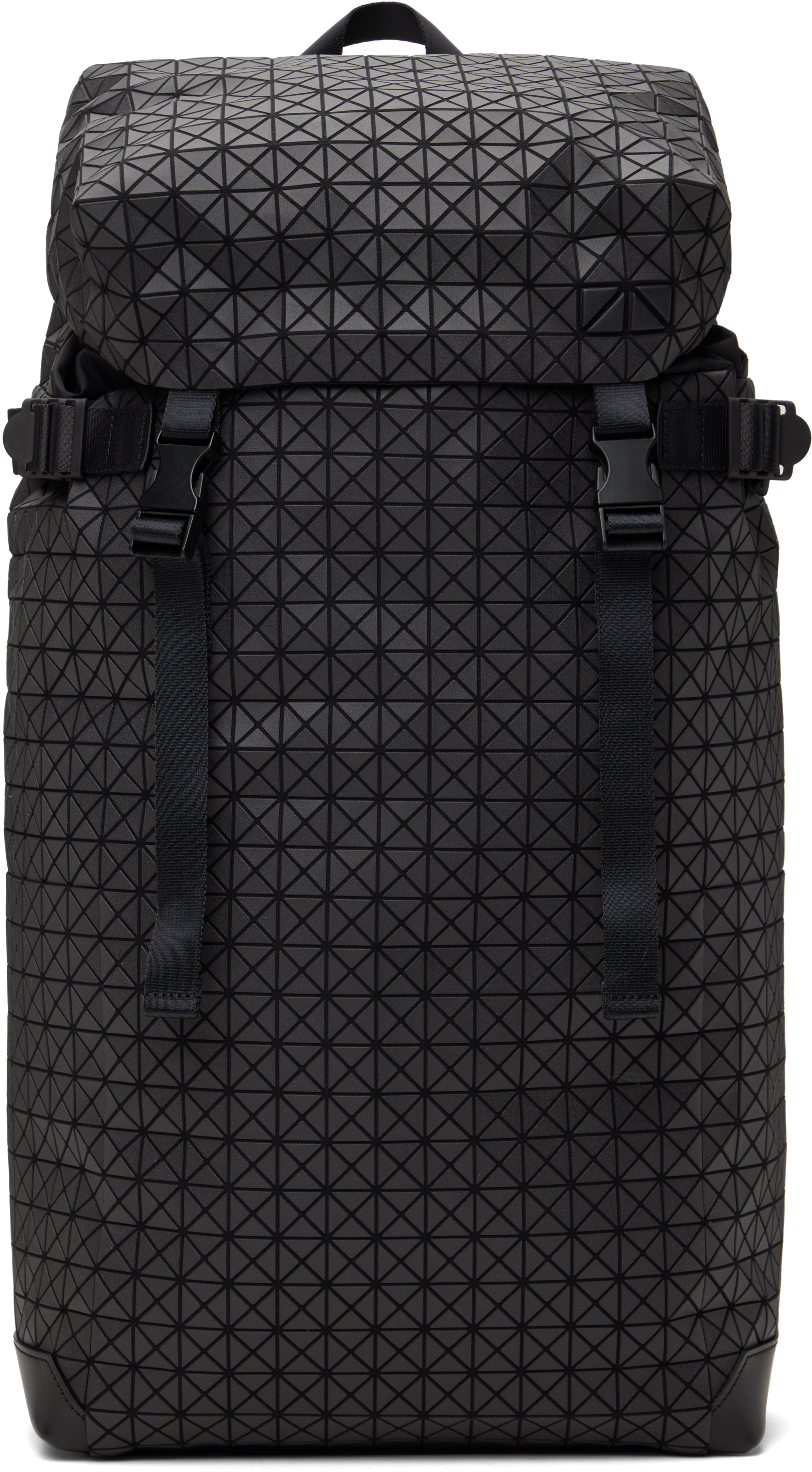 HIKER – ISSEY MIYAKE ONLINE STORE