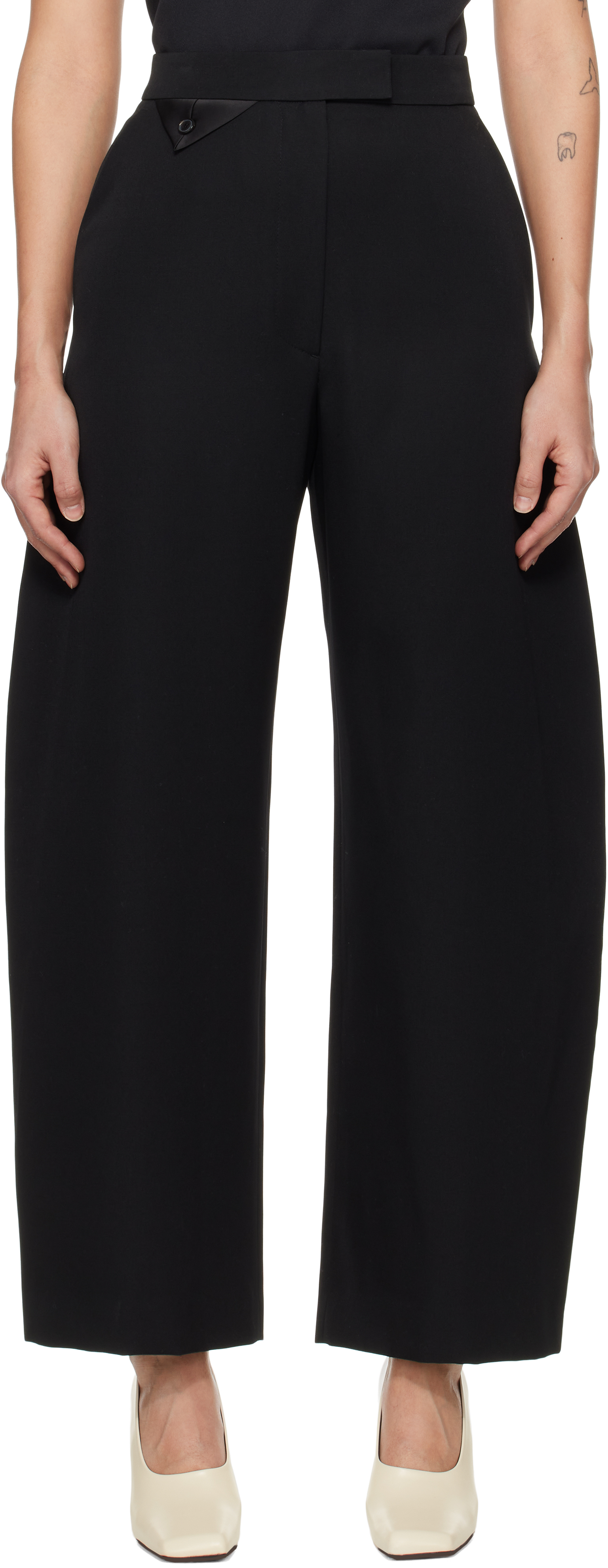 [RECTO] / ☆ 25SS HIGH-RISE CURVED LEGS WOOL PANTS / BLACK Black High-Rise Curved Legs Wool Trousers by RECTO on Sale