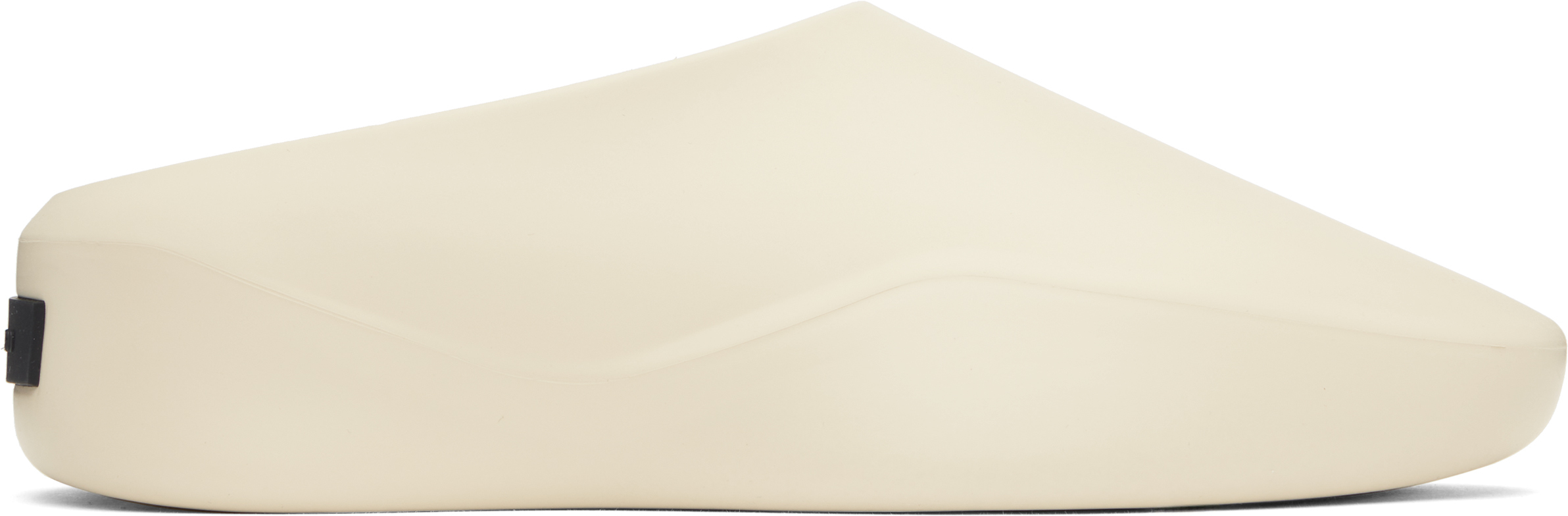 【関税込み】Fear of God ベージュ EVA Runner スリッポン Fear Of God EVA Runner Slides | White | FARFETCH