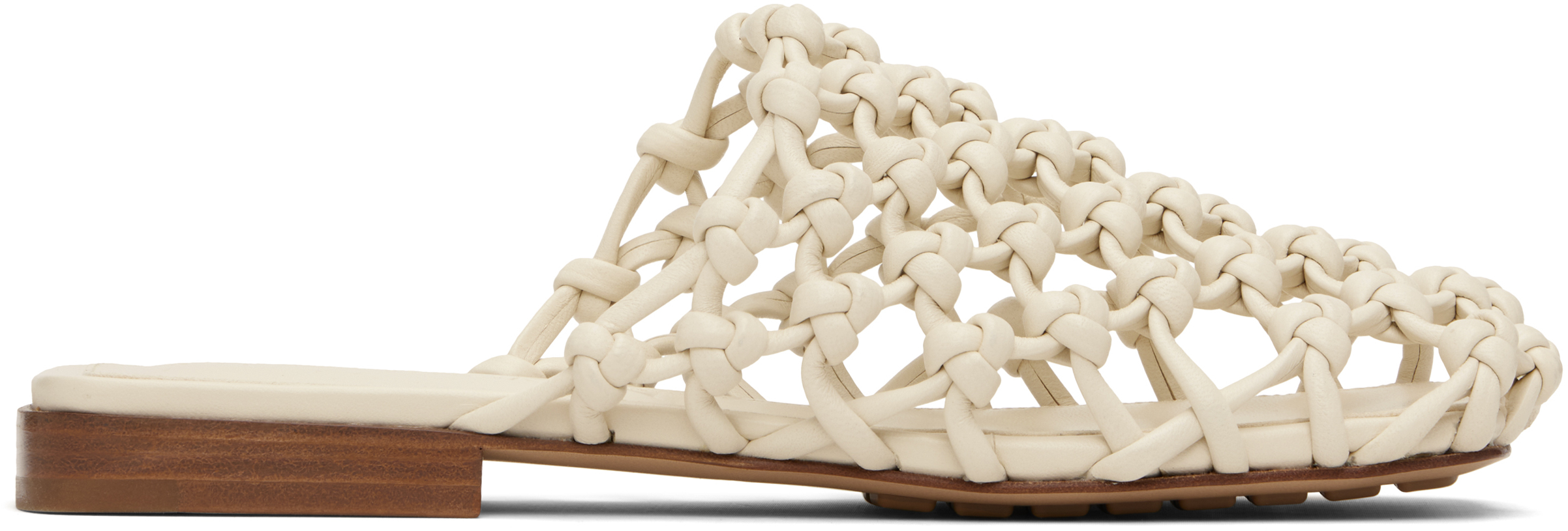 Bottega Veneta White Supple Lambskin Flat Sandals In Neutral