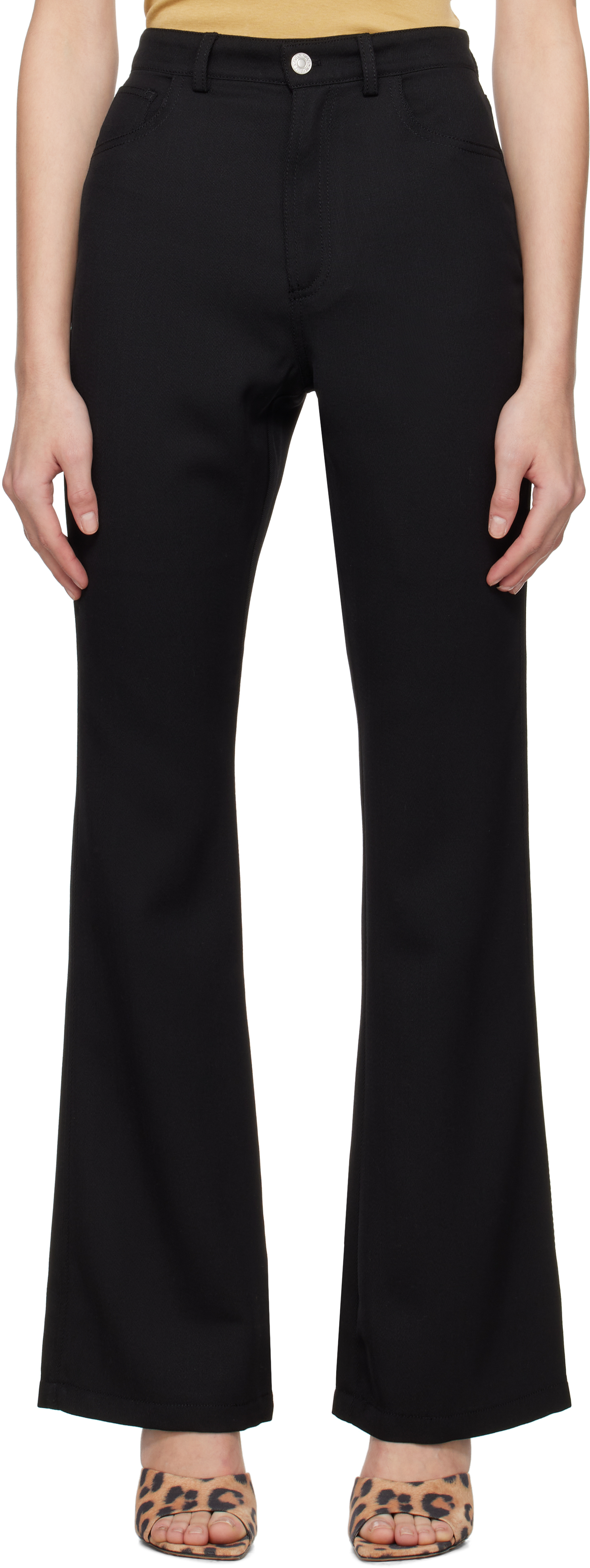【関税込み】Re/Done ブラック Riding Trouser ジーンズ Re/Doneのブラック Riding Trouser ジーンズがセール中