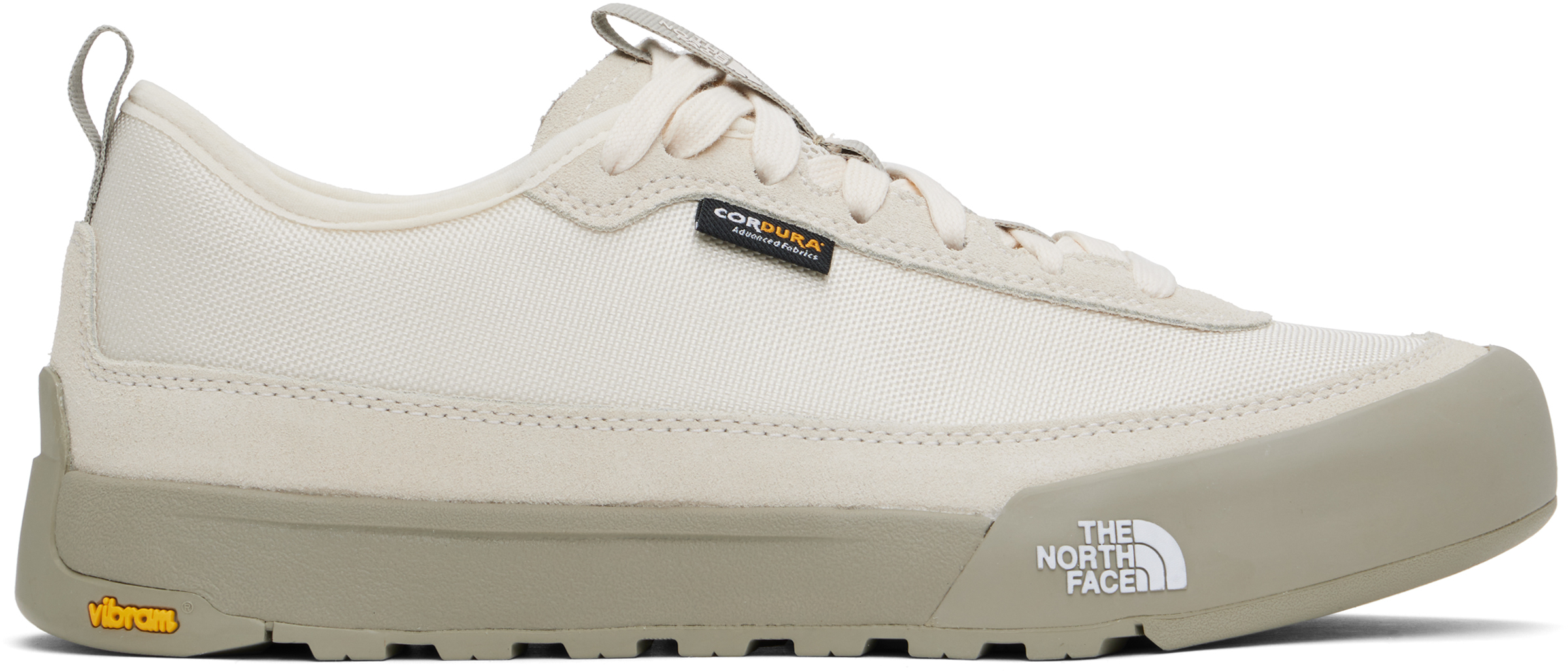 The North Faceのオフホワイト Clyffe スニーカーがセール中
