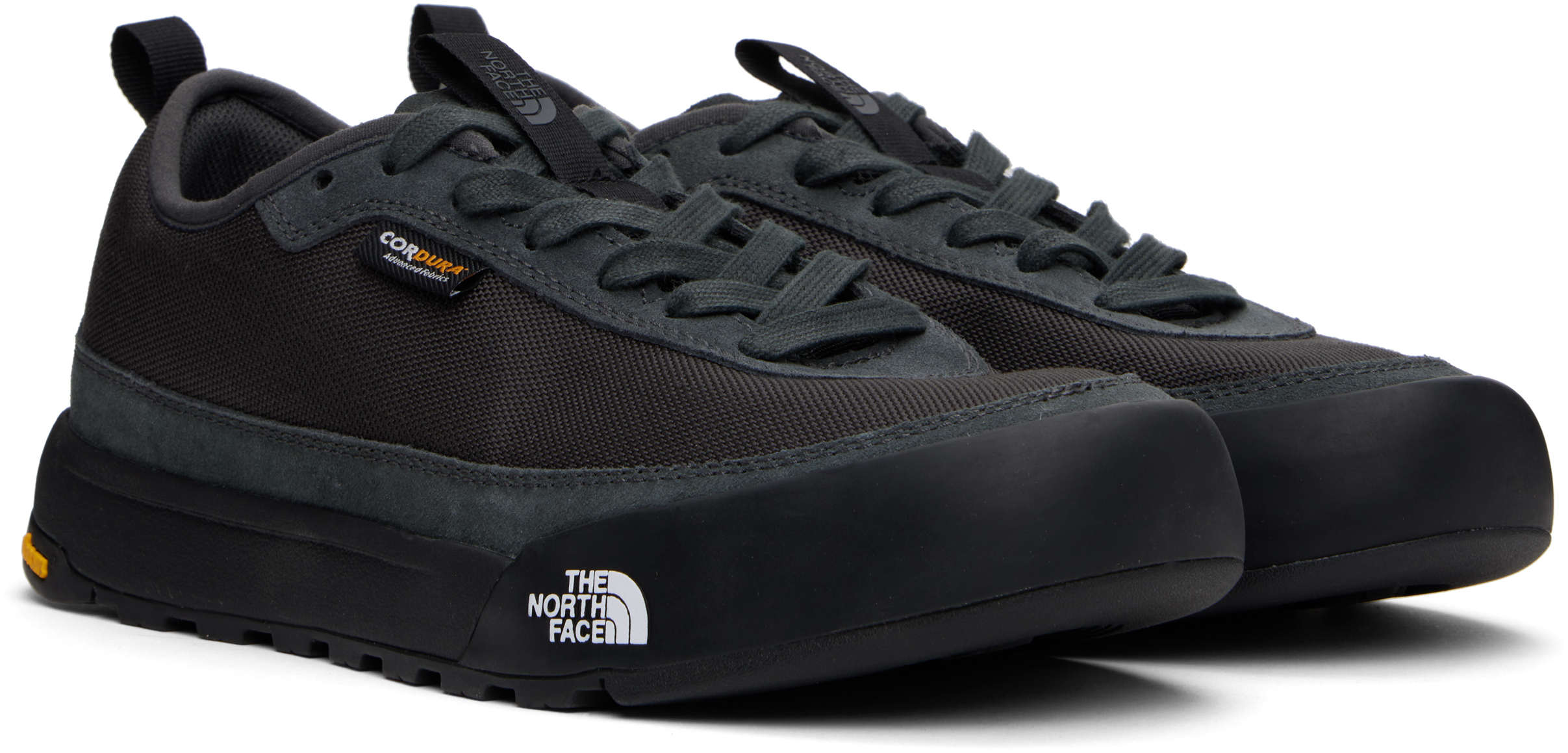 The North Face Gray Clyffe Sneakers In Grey Tnf Black Mn8