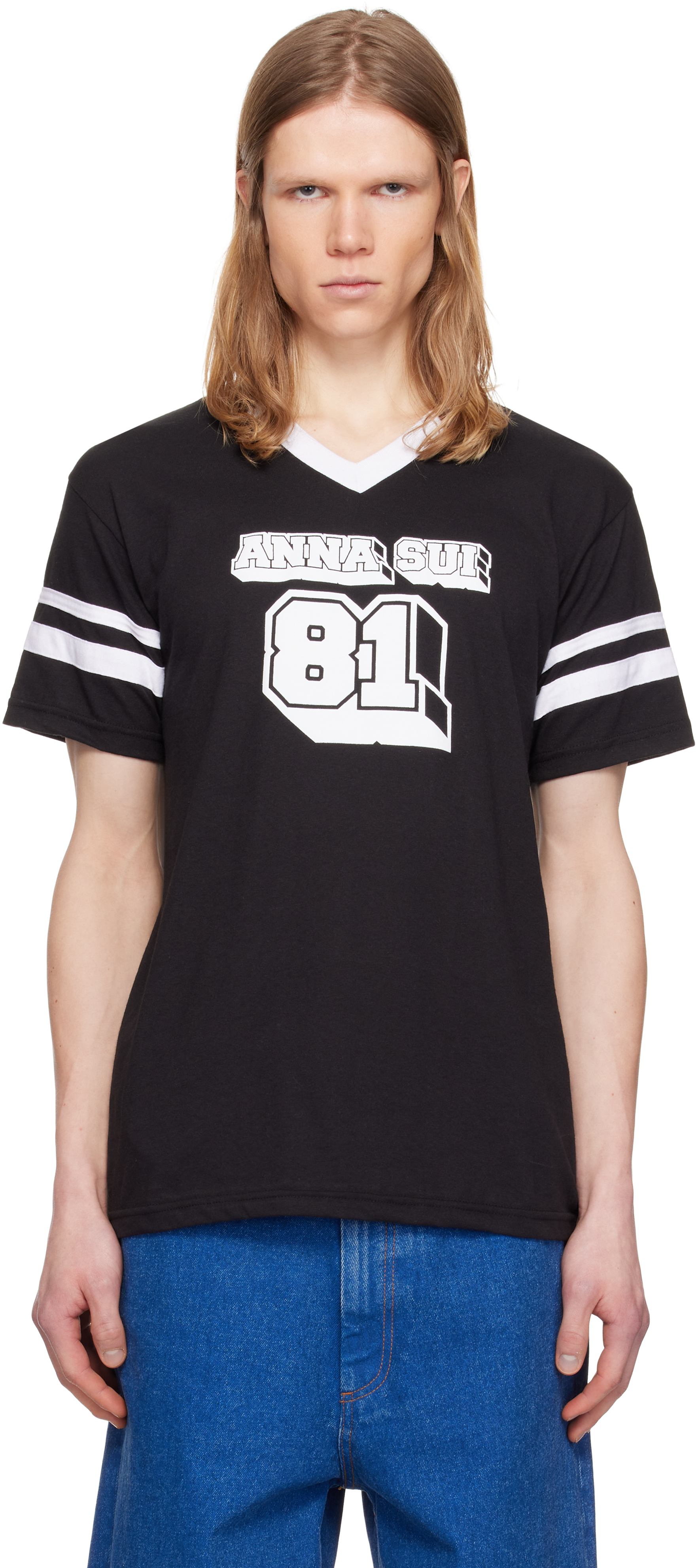 Anna Suiのブラック＆ホワイト 'Anna Sui' ロゴ Tシャツがセール中