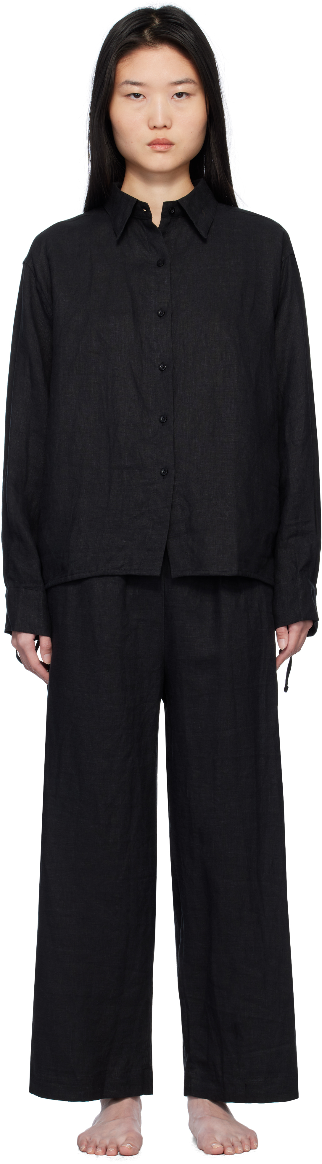 【関税込み】Deiji Studios ブラック Tie Split パジャマセット Black Tie Split Pyjama Set by Deiji Studios on Sale