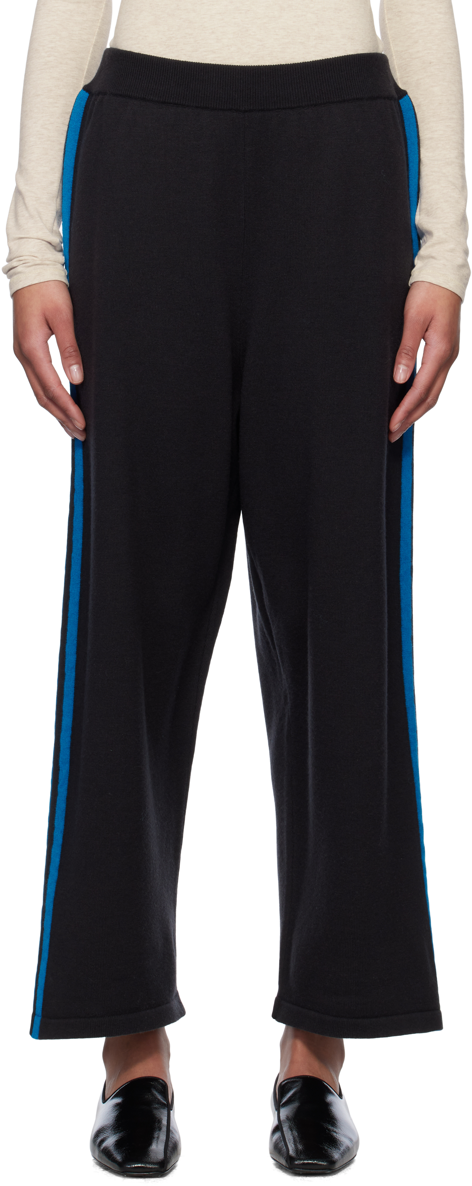 monica-cordera-black-merino-