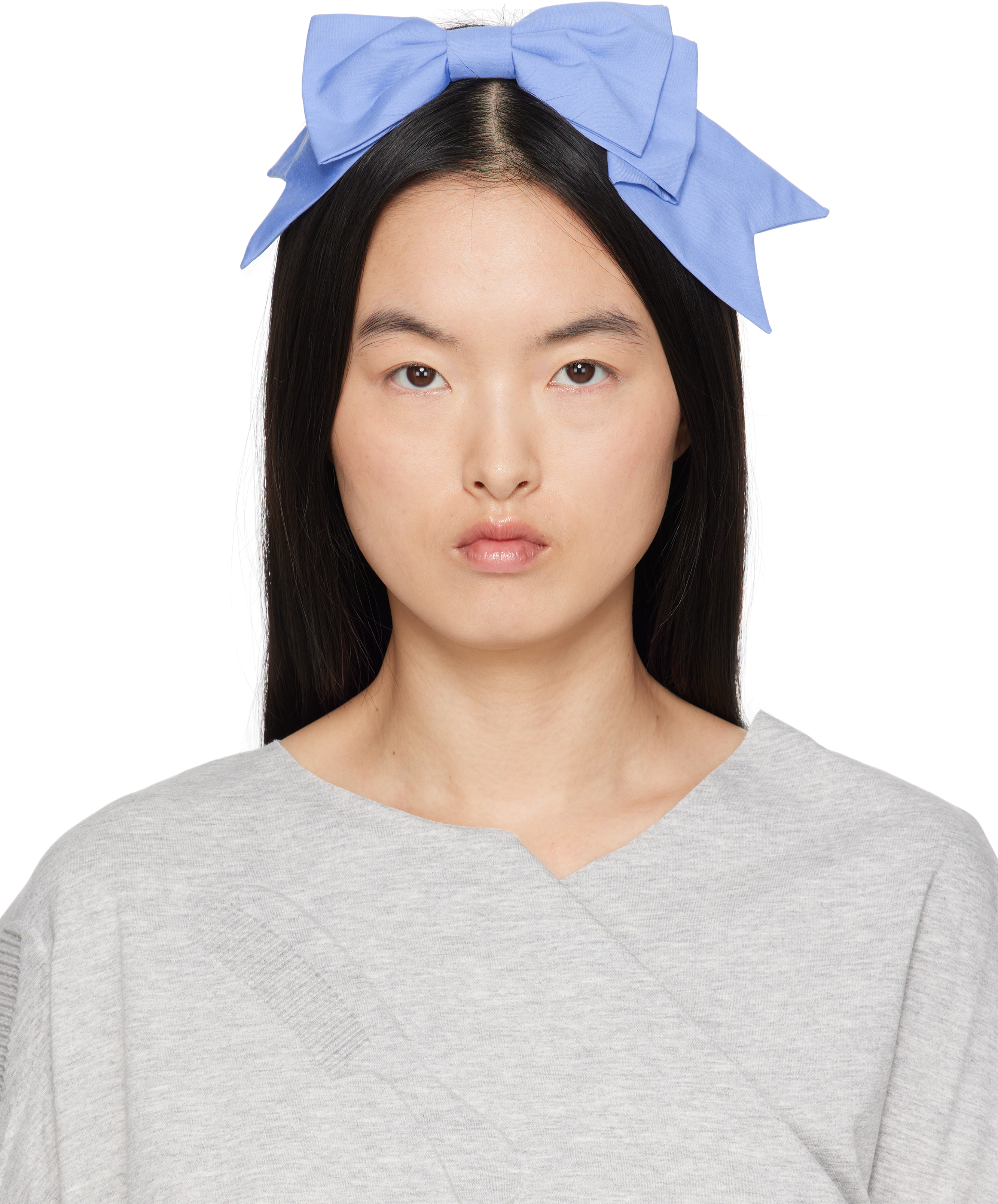 ashley-williams-blue-bow-