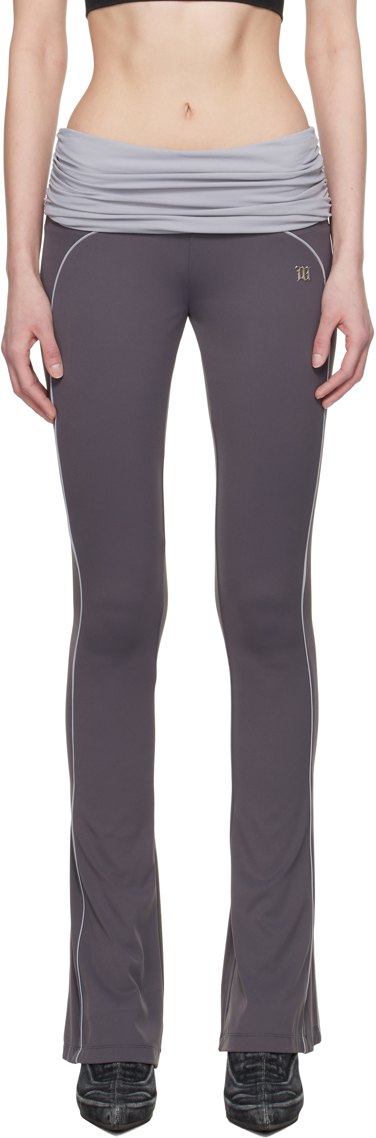 【関税込み】MISBHV グレー Lycra フレア ラップ スポーツパンツ MISBHVのグレー Lycra フレア ラップ スポーツパンツがセール中