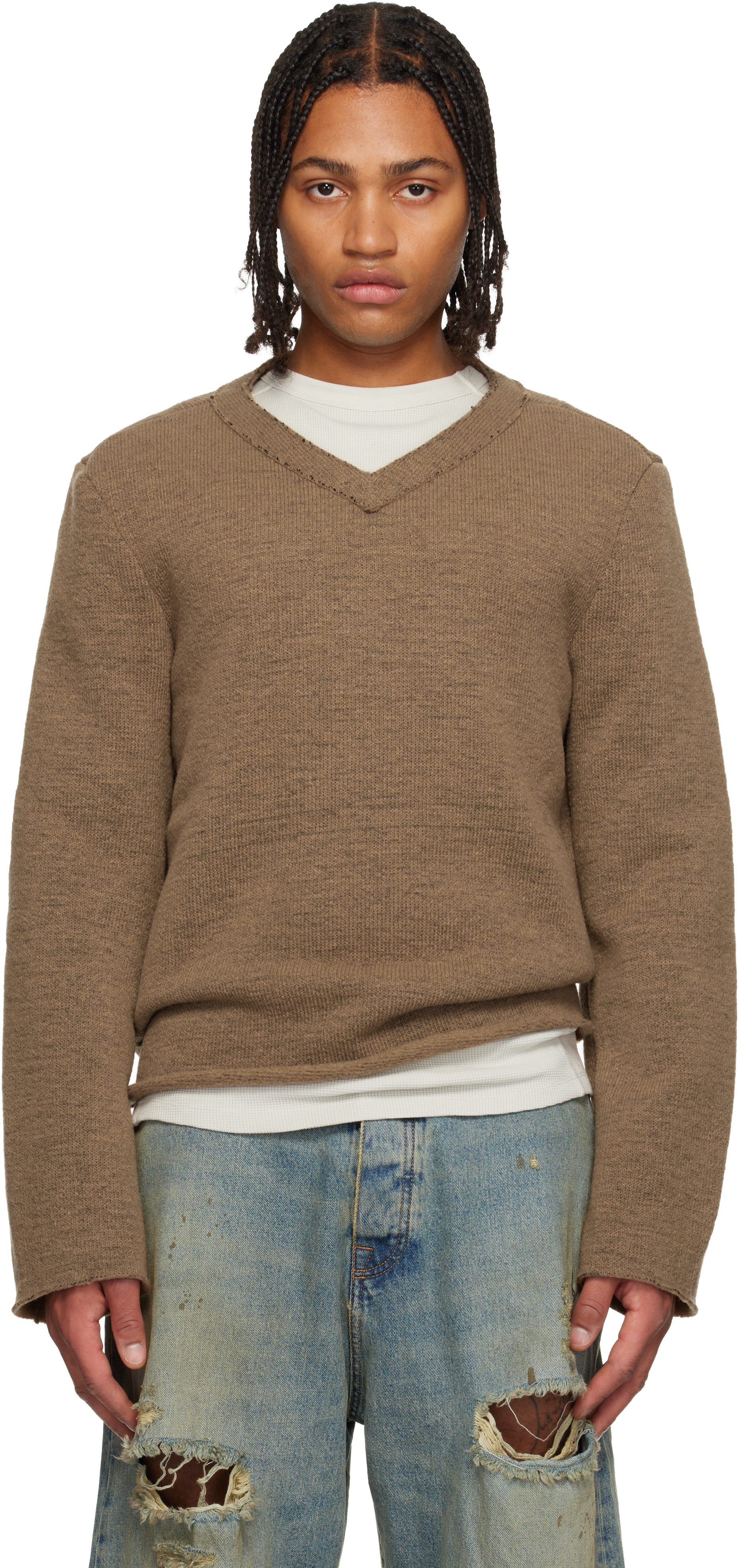 424のブラウン Vネックセーターがセール中