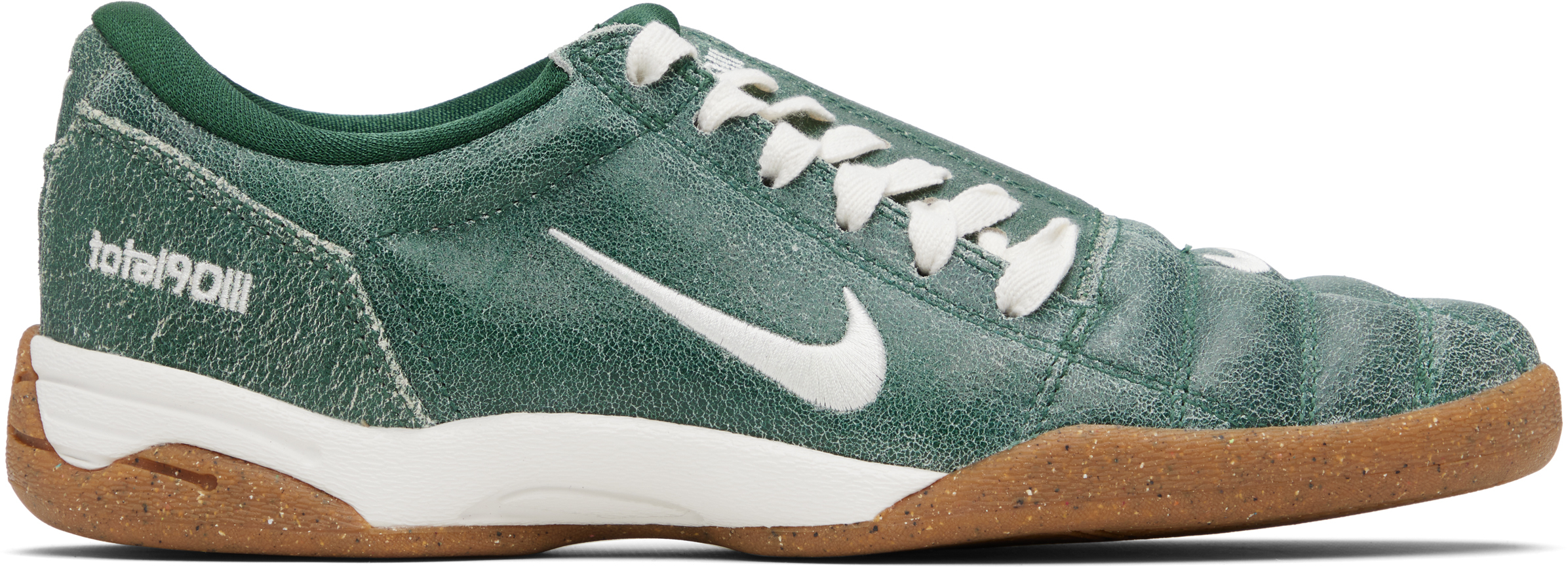 Nikeのグリーン Total 90 Premium スニーカーがセール中