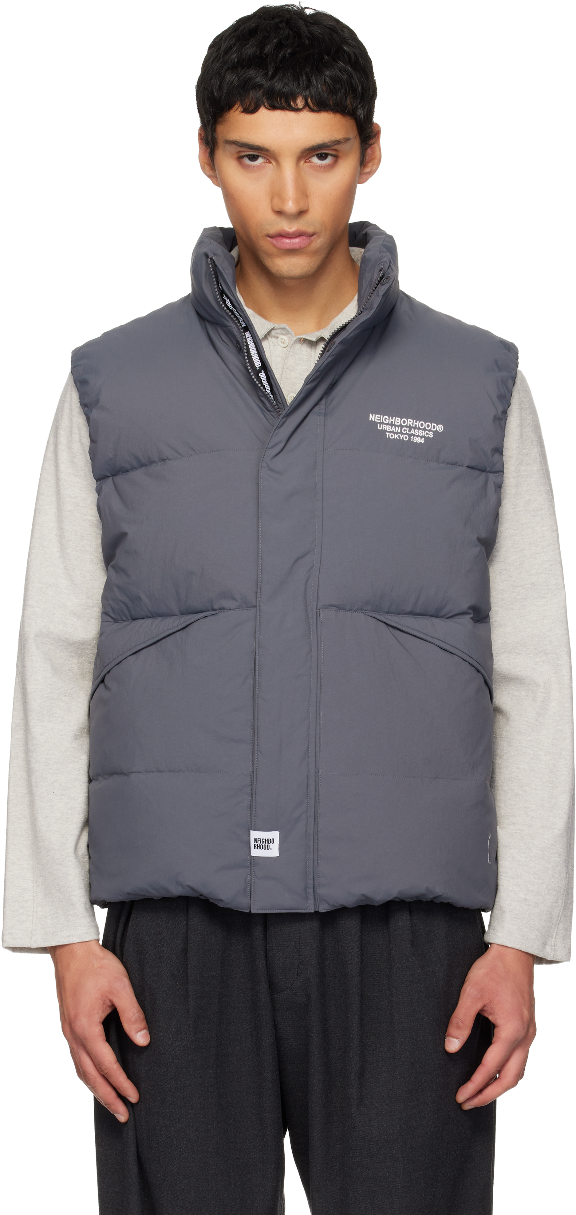Neighborhoodのグレー Classic ダウンベストがセール中